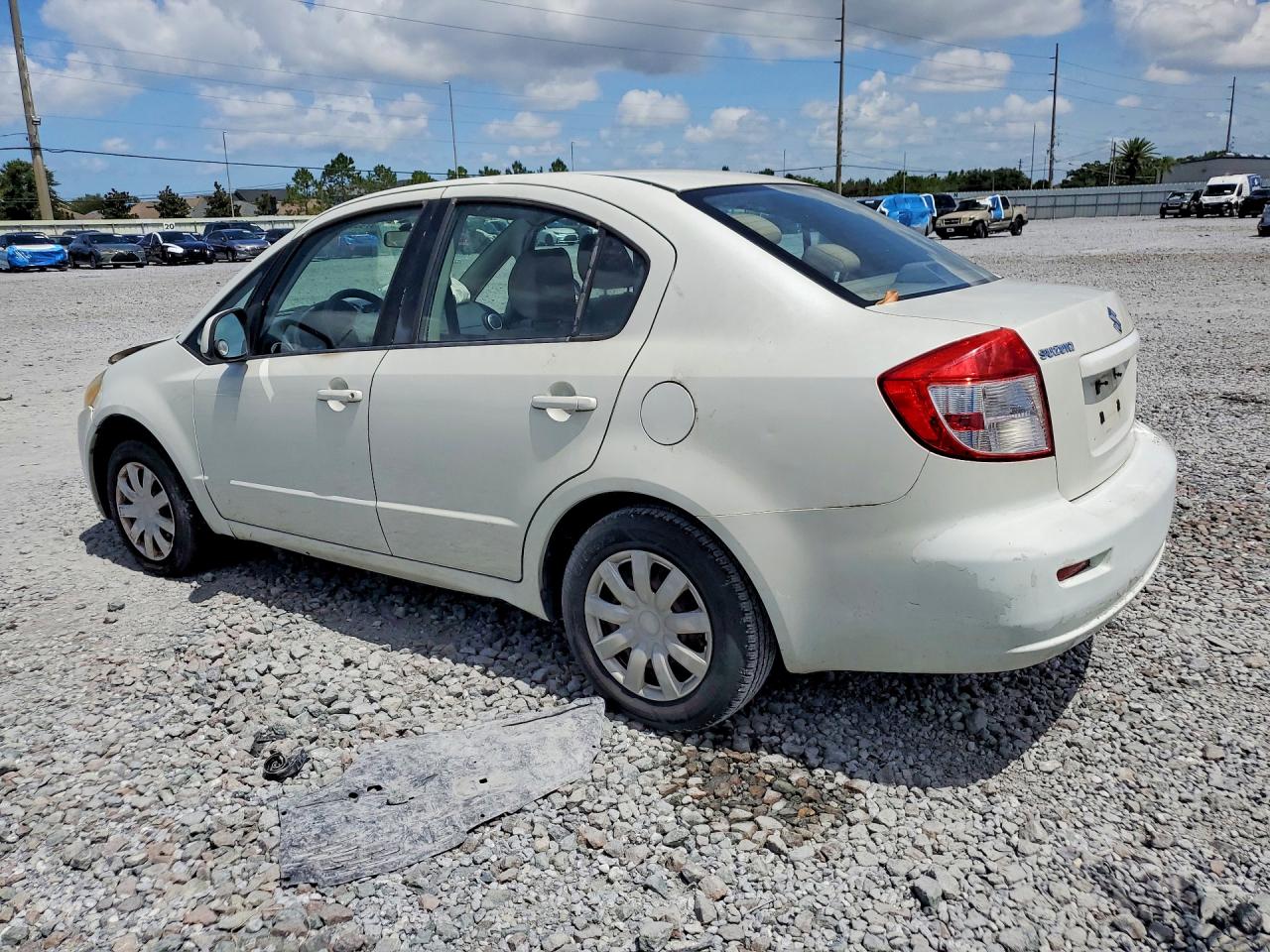 2008 Suzuki Sx4 White vin: JS2YC412185100999