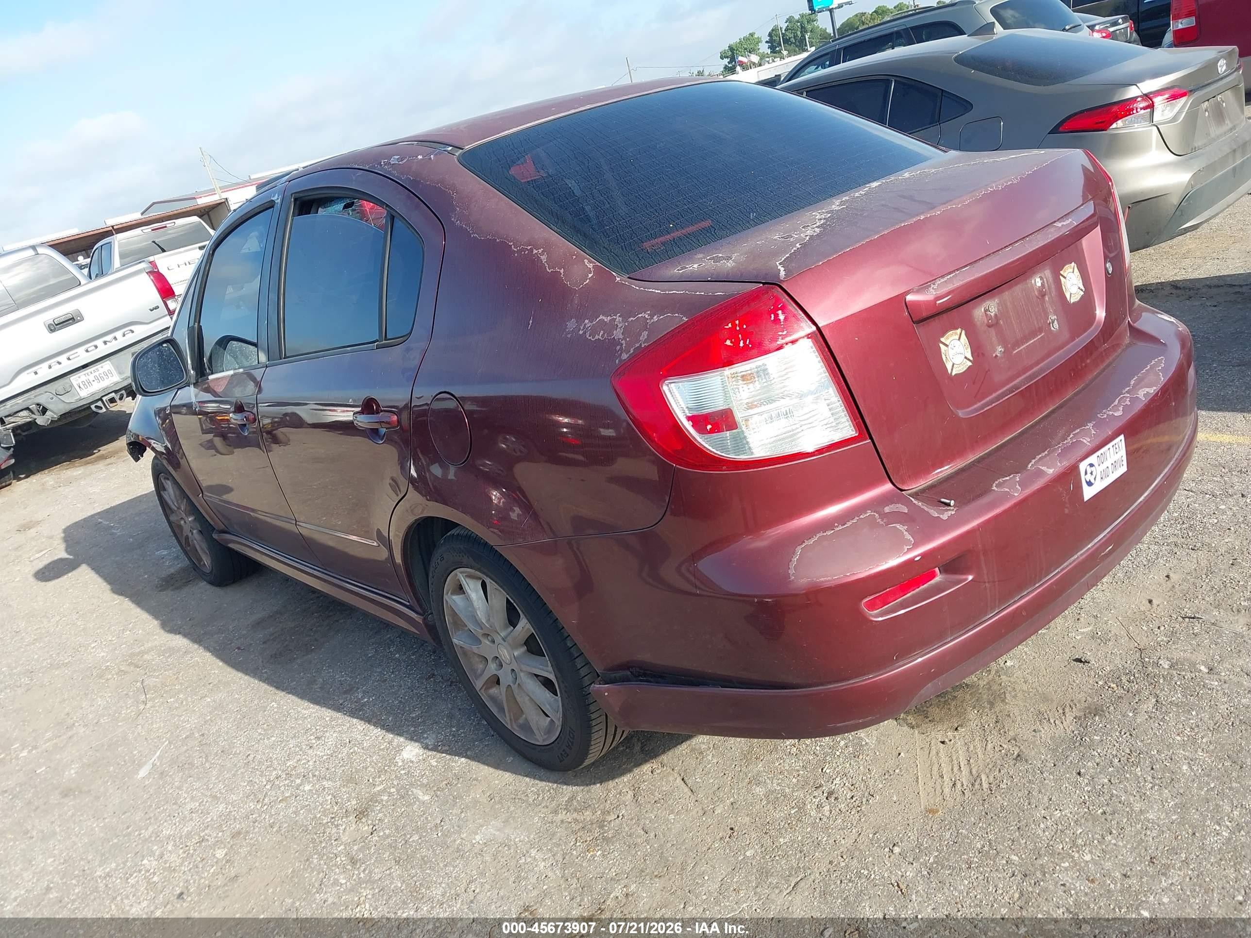 2008 Suzuki Sx4 Sport Convenience/sport Road Trip Edition Touring 2 Burgundy vin: JS2YC415185106683