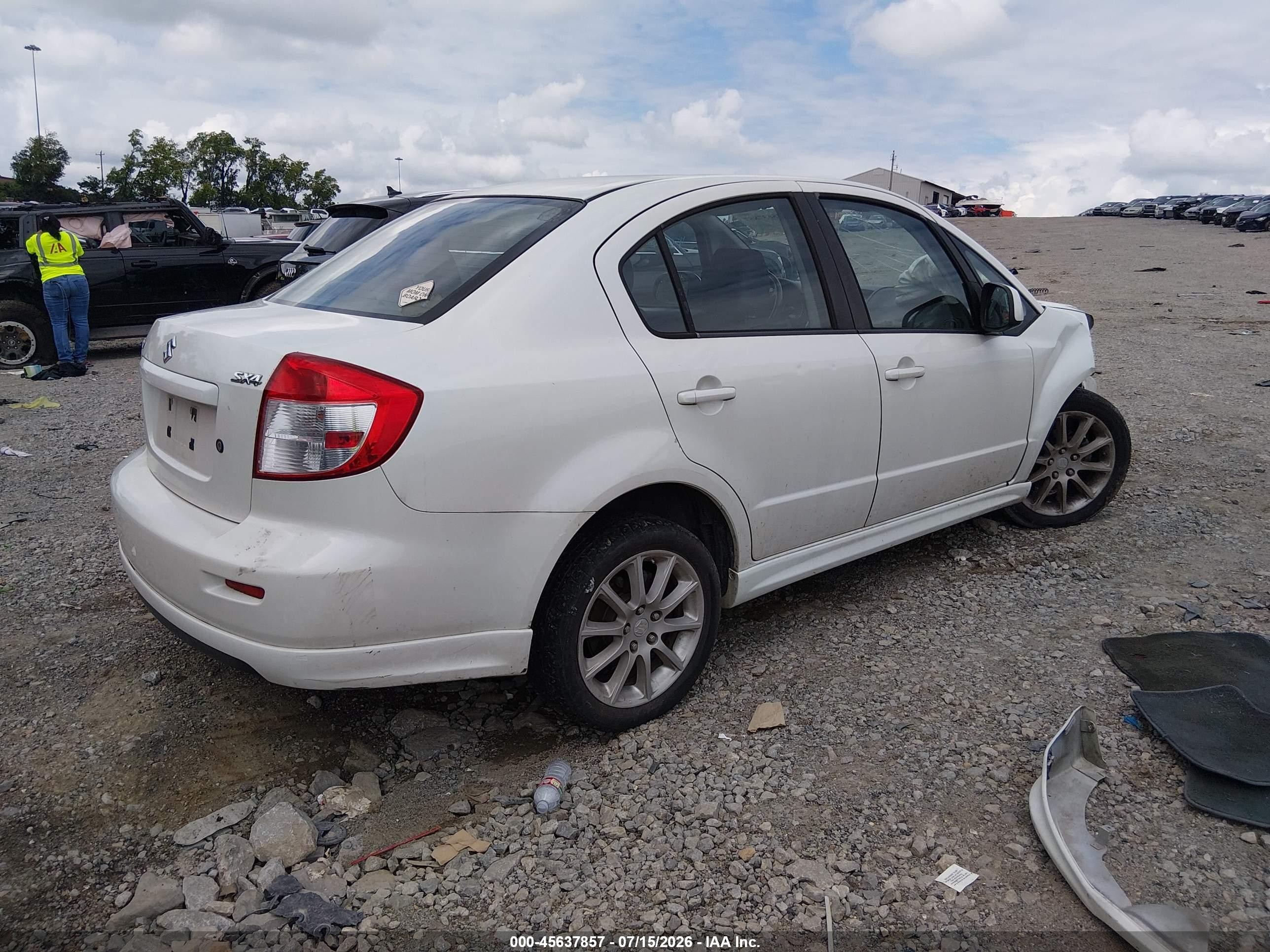 2008 Suzuki Sx4 Sport Convenience/sport Road Trip Edition Touring 2 Белый vin: JS2YC415485104572