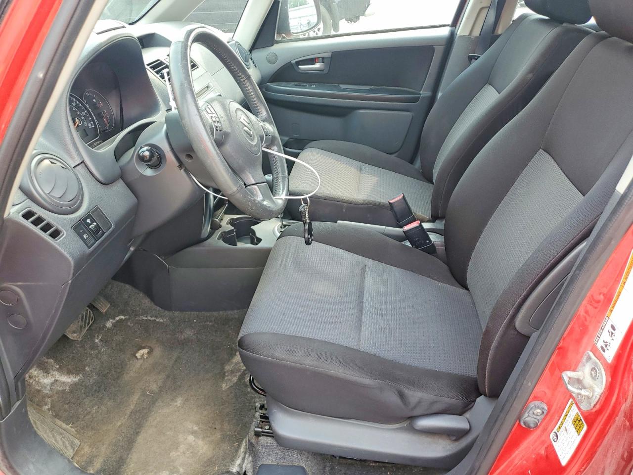 2009 Suzuki Sx4 Touring Red vin: JS2YC417X96201451