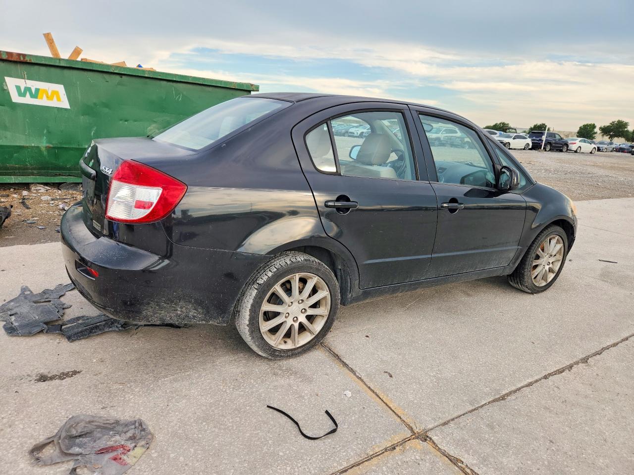 2011 Suzuki Sx4 Le Black vin: JS2YC5A21B6303012