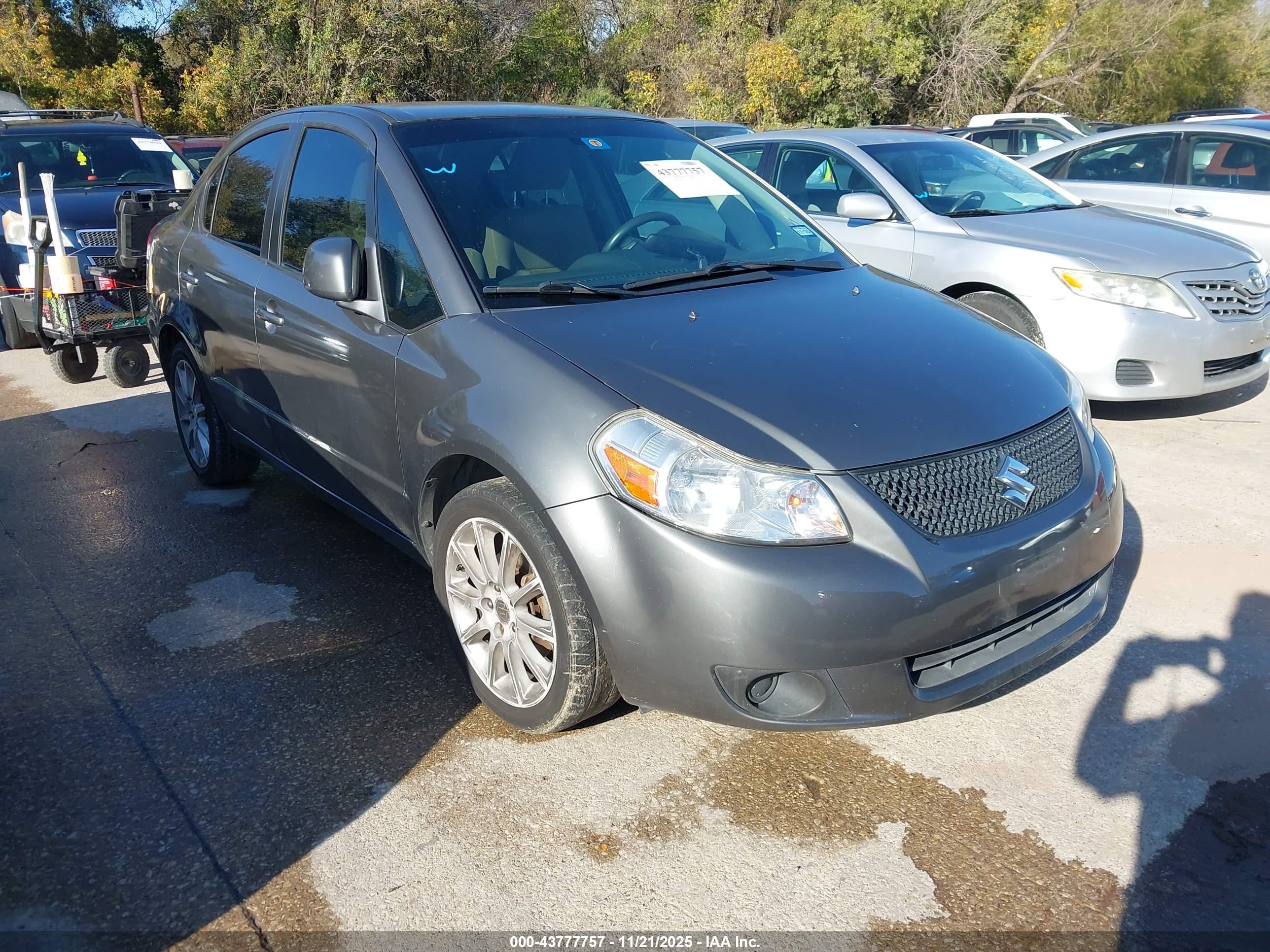 2011 Suzuki Sx4 Le/le Anniversary Edition Gray vin: JS2YC5A21B6303589