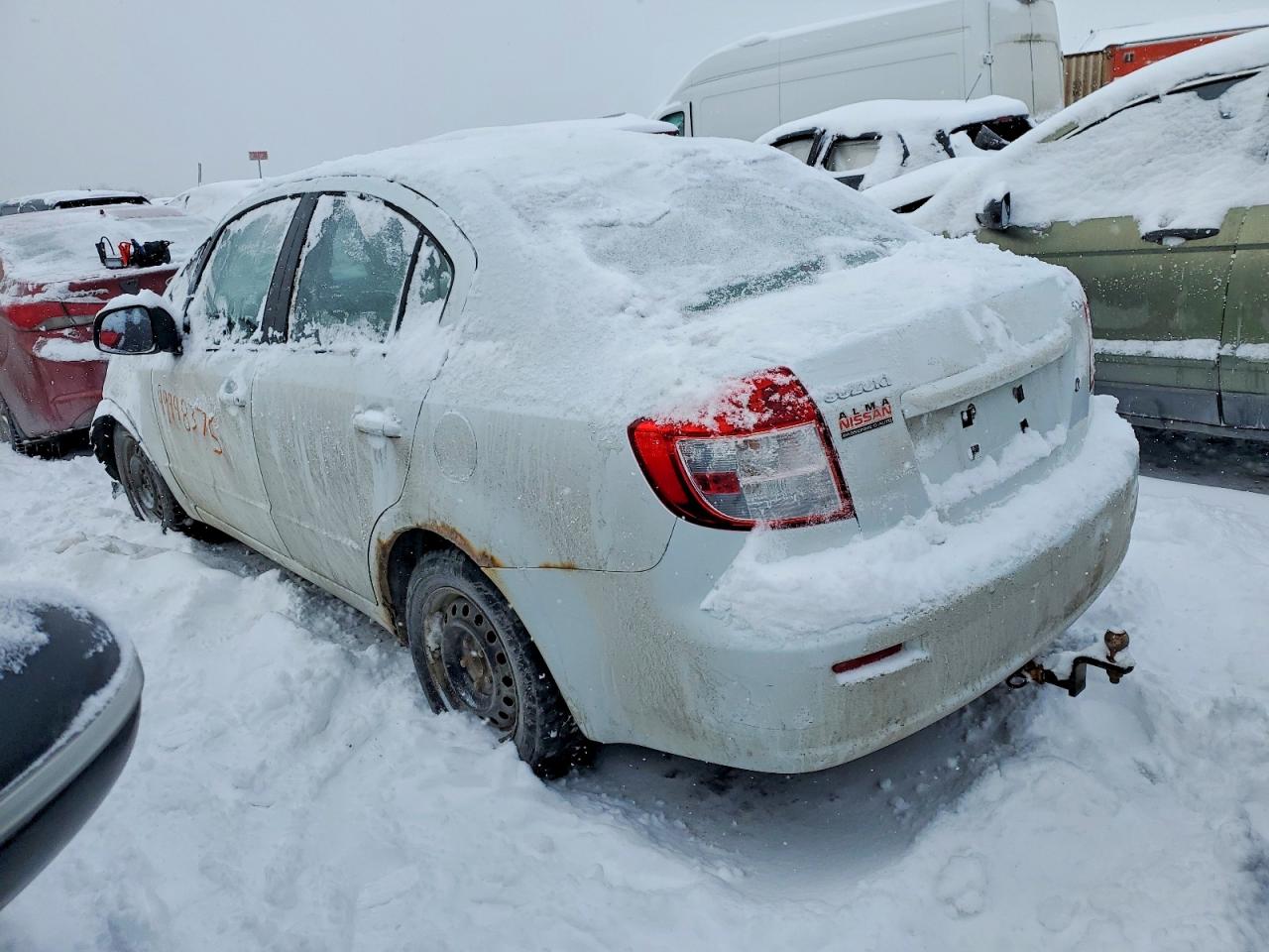 2010 Suzuki Sx4 Le White vin: JS2YC5A25A6304145
