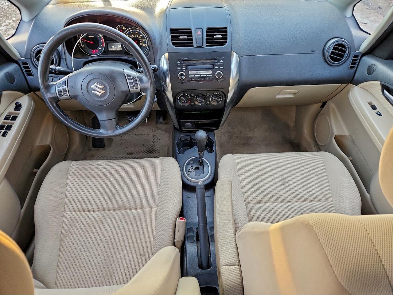 2010 Suzuki Sx4 Le Синий vin: JS2YC5A26A6300847
