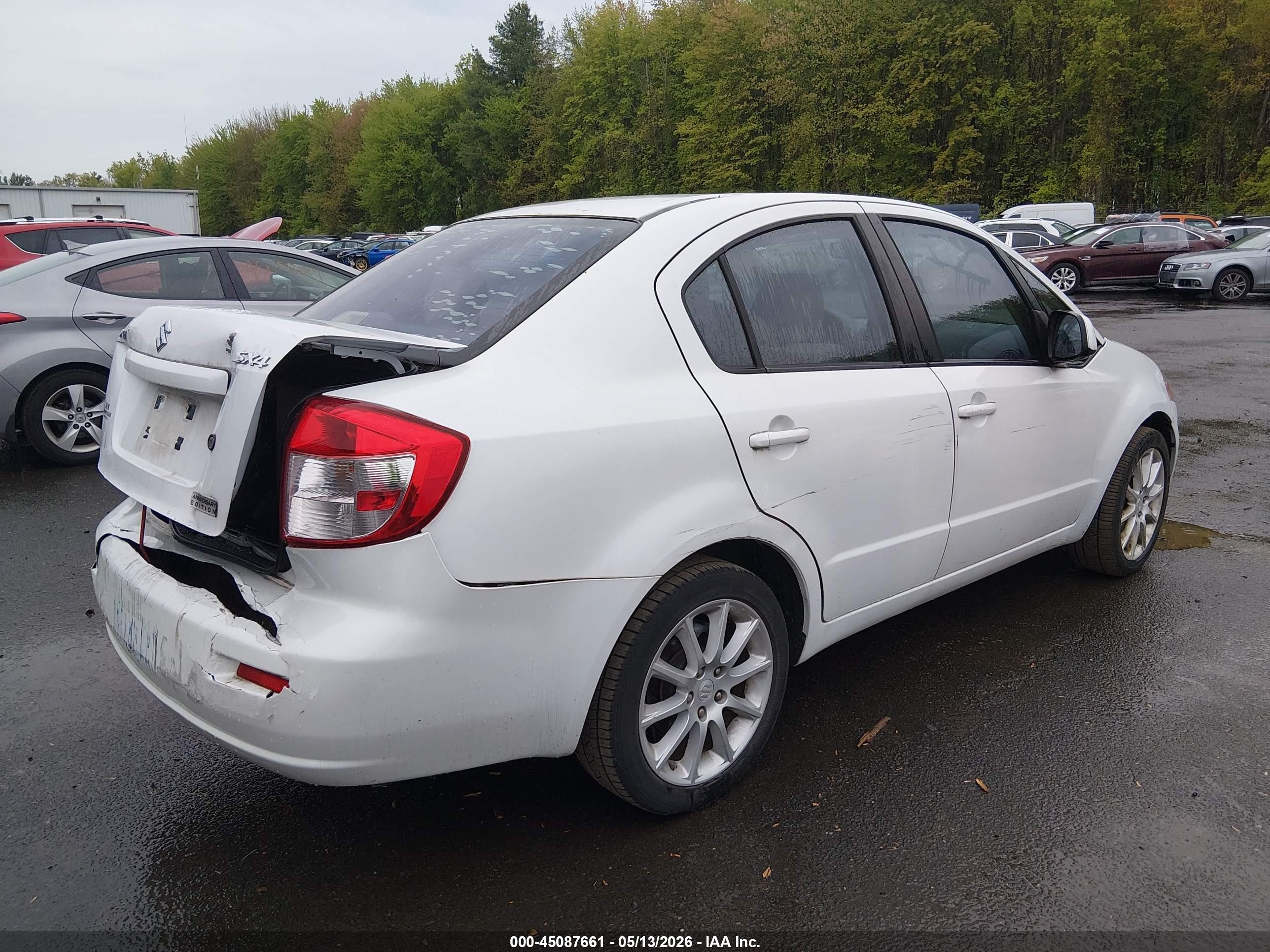 2011 Suzuki Sx4 Le/le Anniversary Edition Black vin: JS2YC5A27B6300695