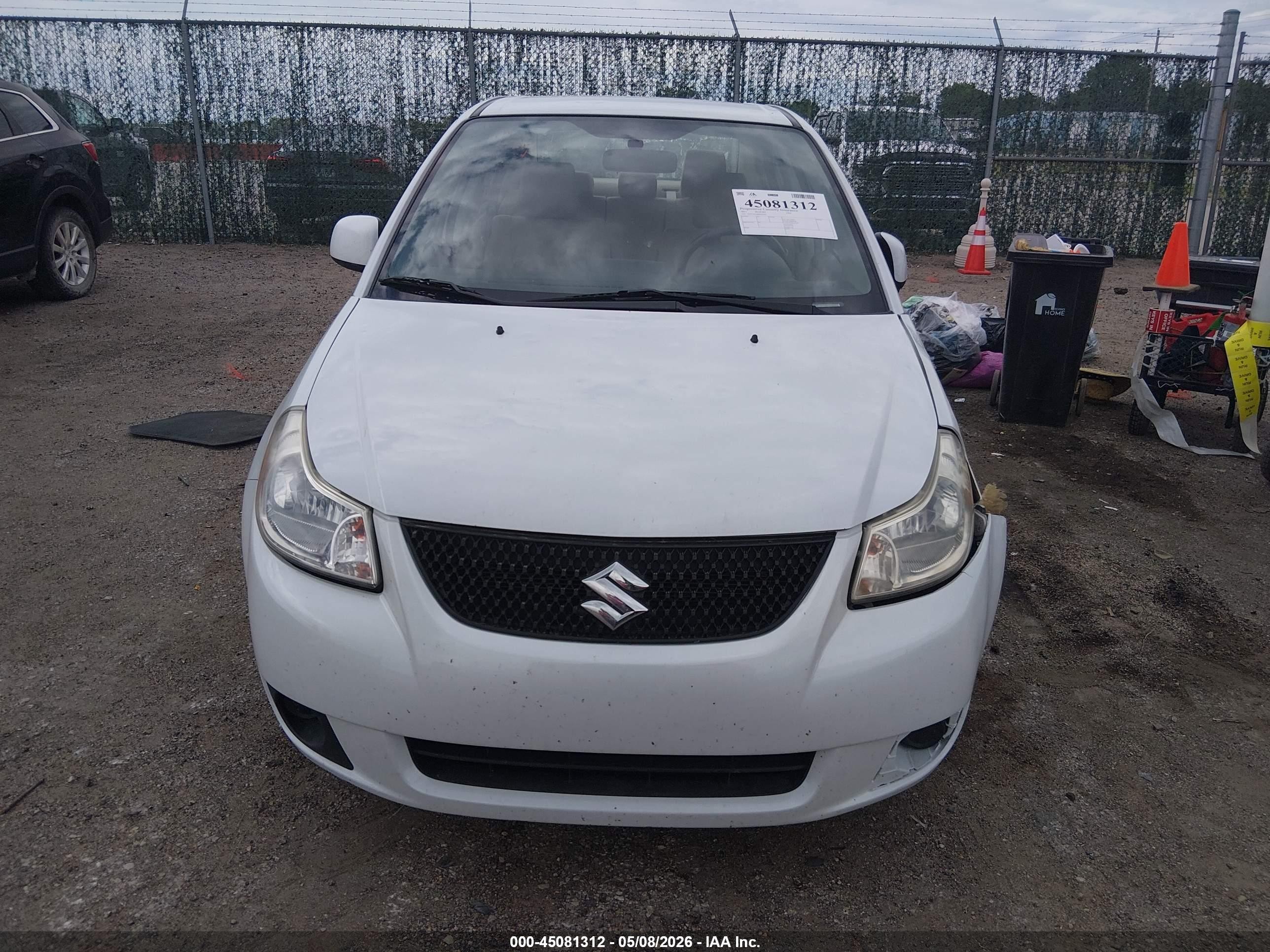 2011 Suzuki Sx4 Le/le Anniversary Edition White vin: JS2YC5A28B6302925
