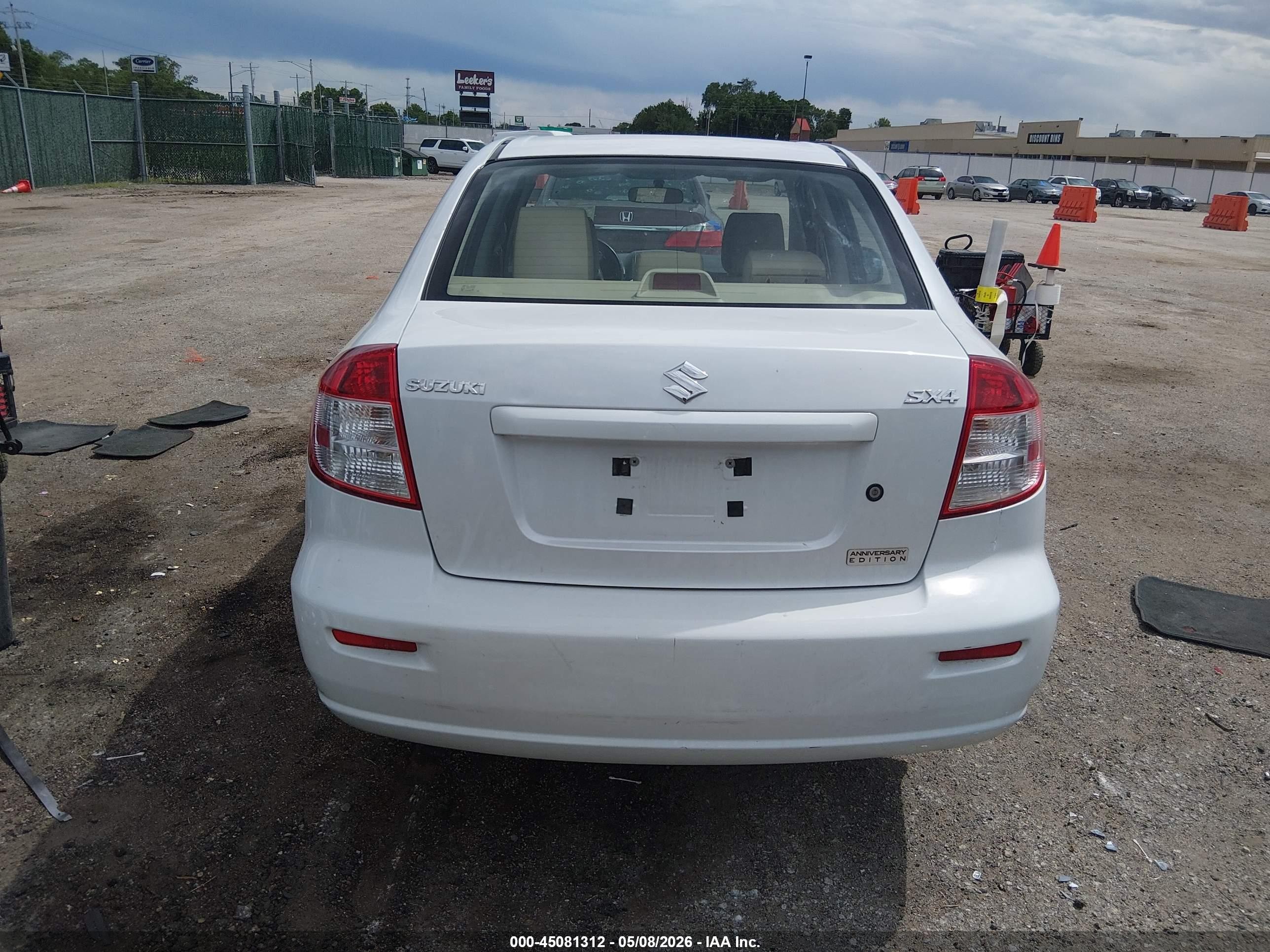 2011 Suzuki Sx4 Le/le Anniversary Edition White vin: JS2YC5A28B6302925