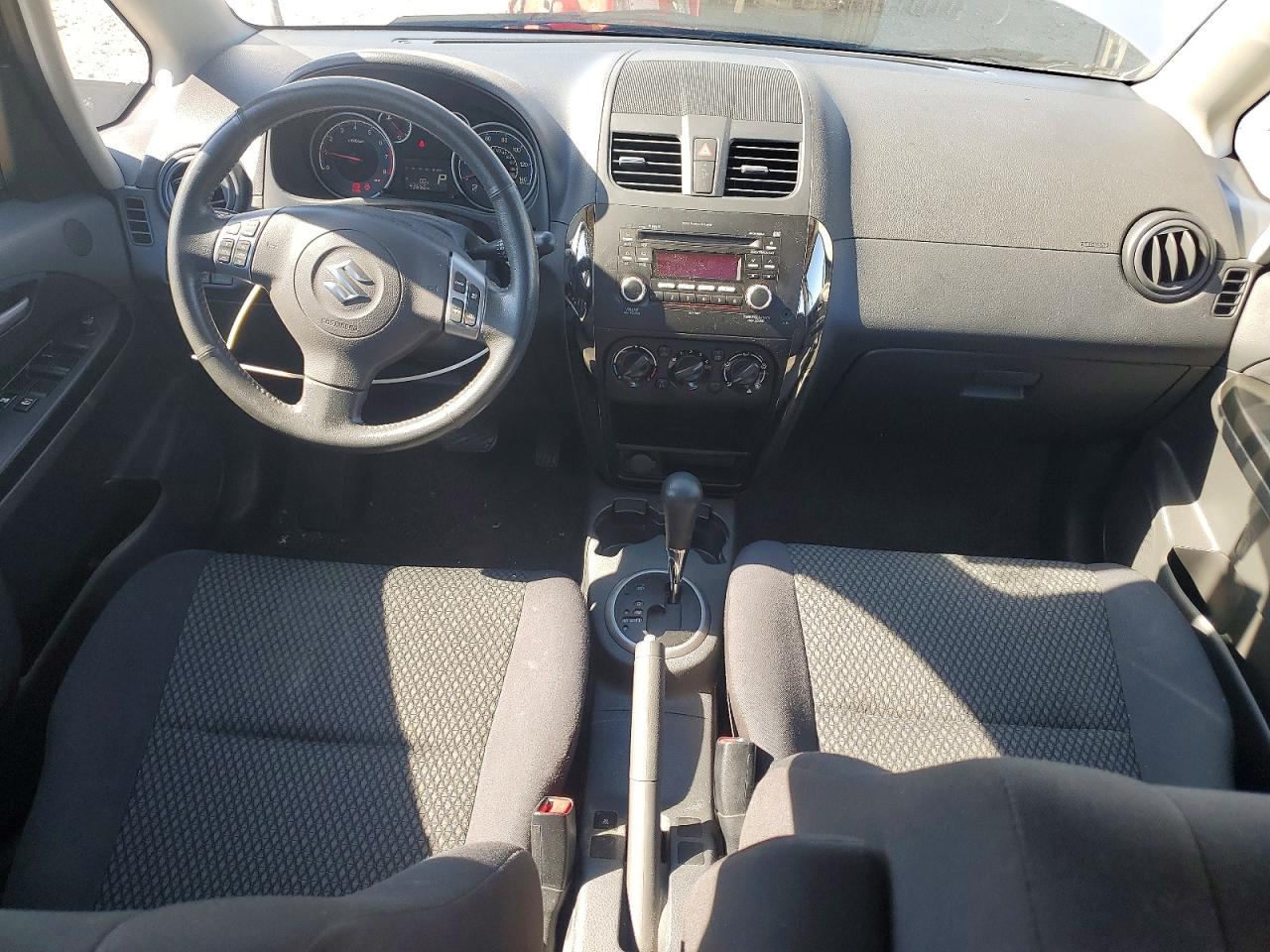 2013 Suzuki Sx4 Le Silver vin: JS2YC5A30D6101905