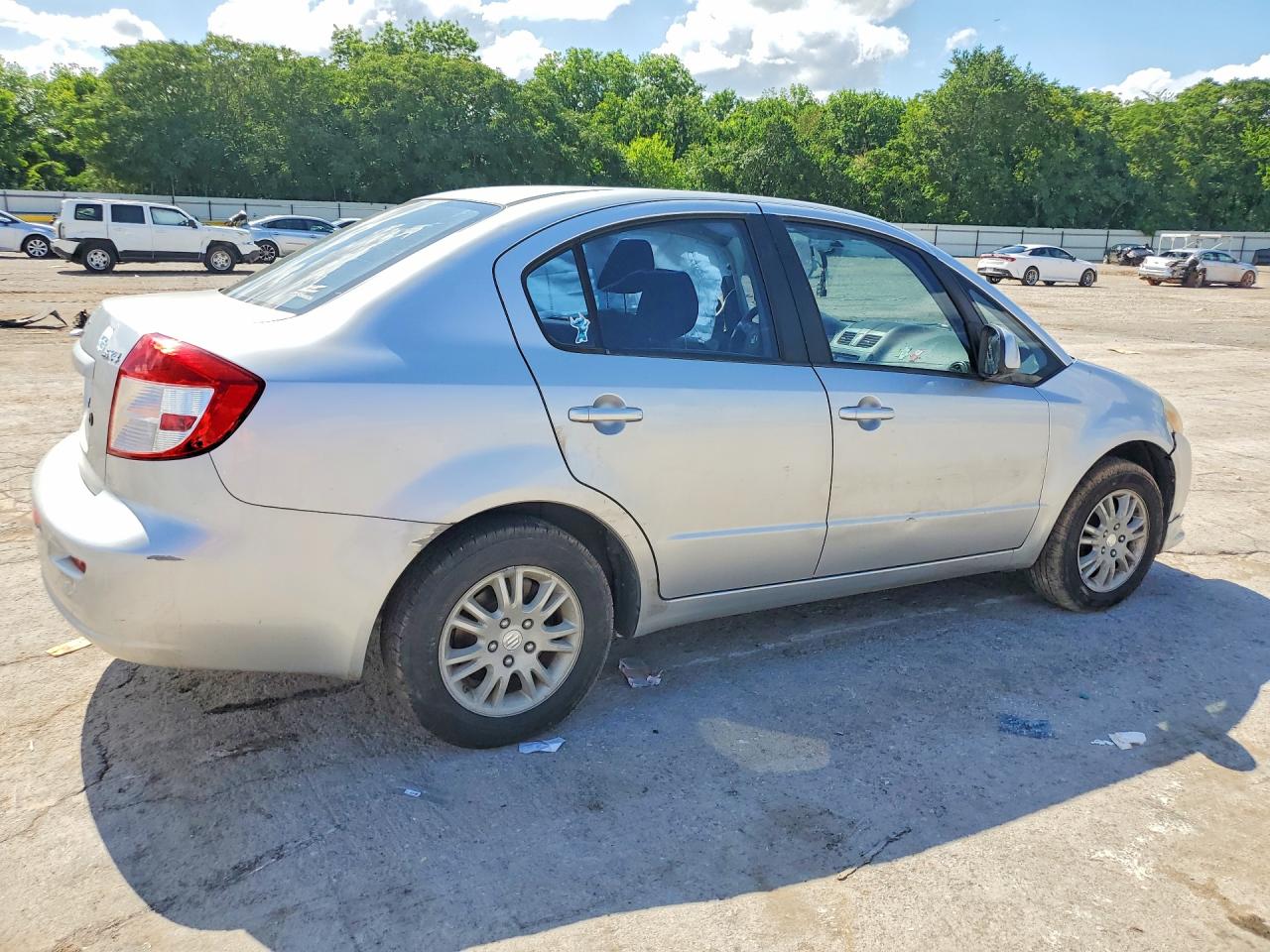 2013 Suzuki Sx4 Le Silver vin: JS2YC5A33D6100537