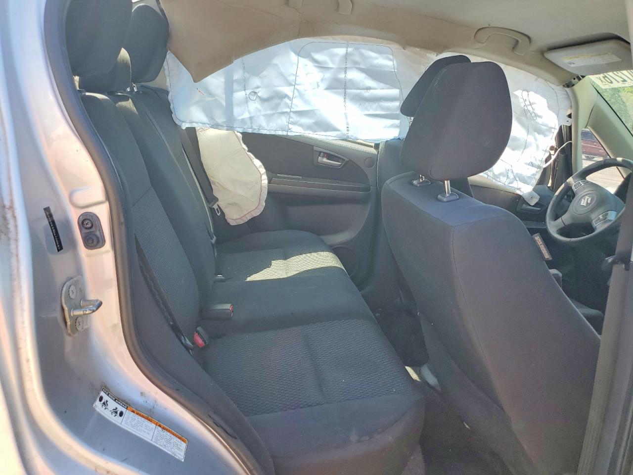 2013 Suzuki Sx4 Le Silver vin: JS2YC5A33D6100537