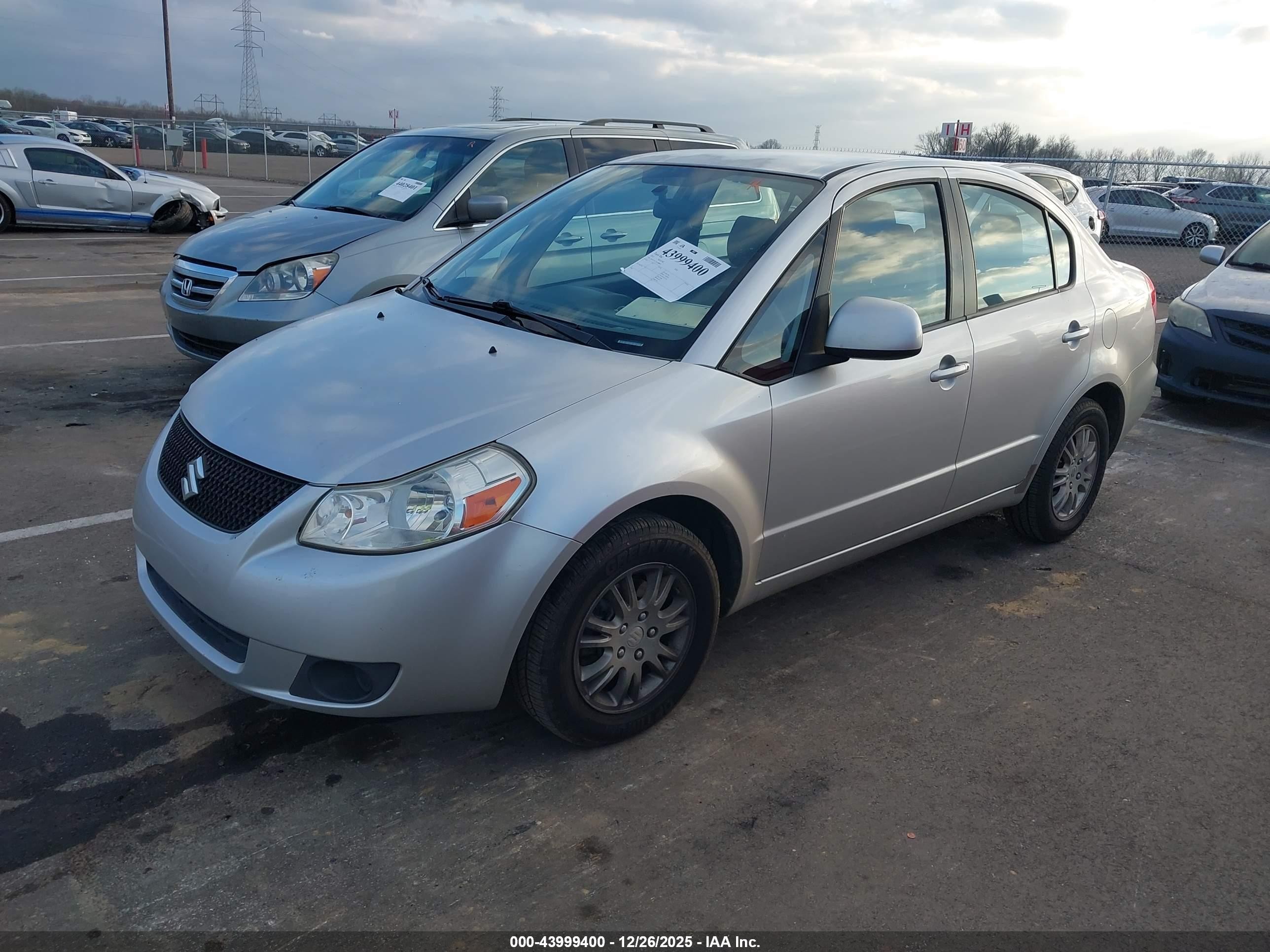 2013 Suzuki Sx4 Le/le Popular Silver vin: JS2YC5A33D6100814