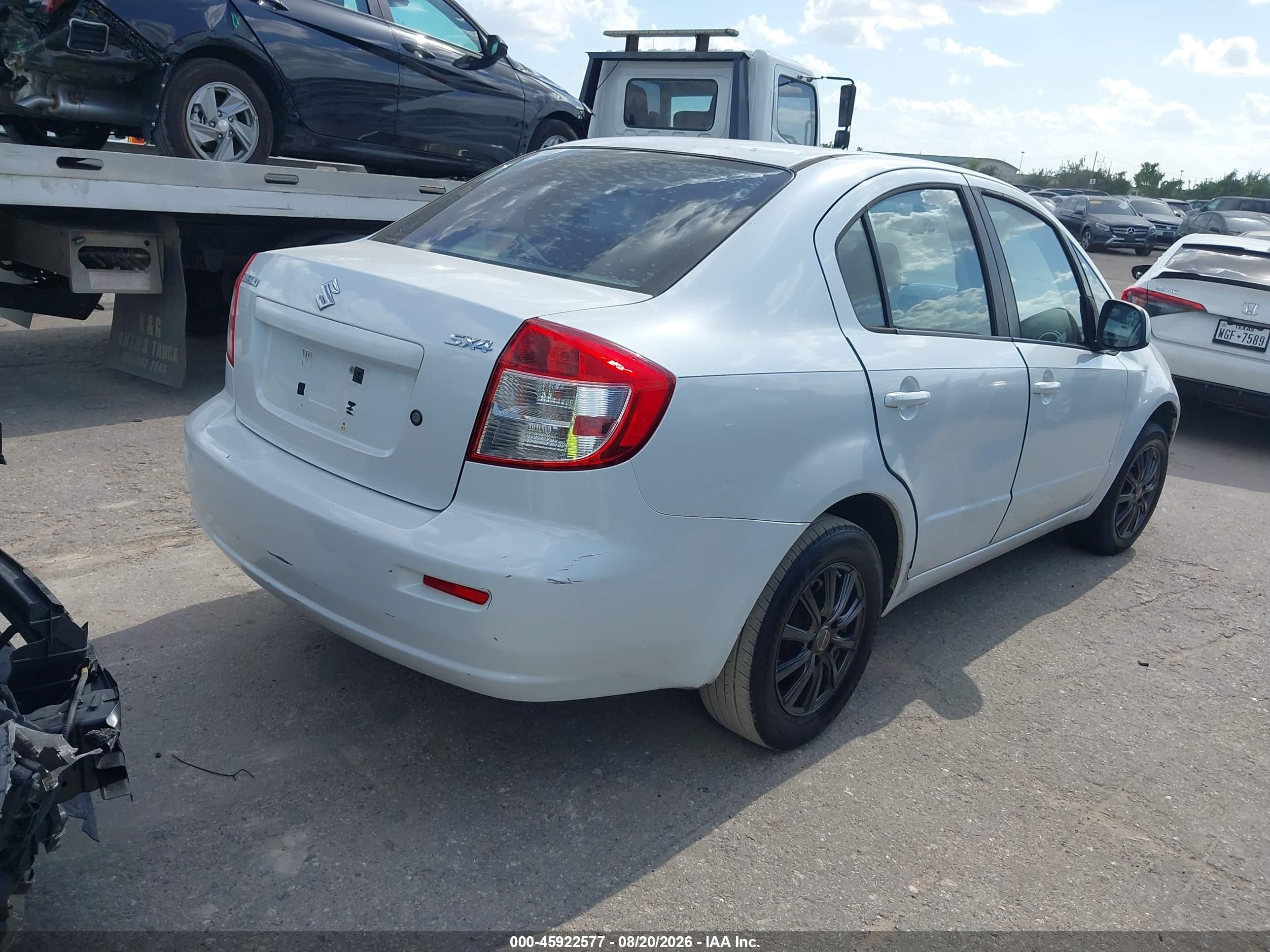 2012 Suzuki Sx4 Le/le Popular White vin: JS2YC5A38C6300554