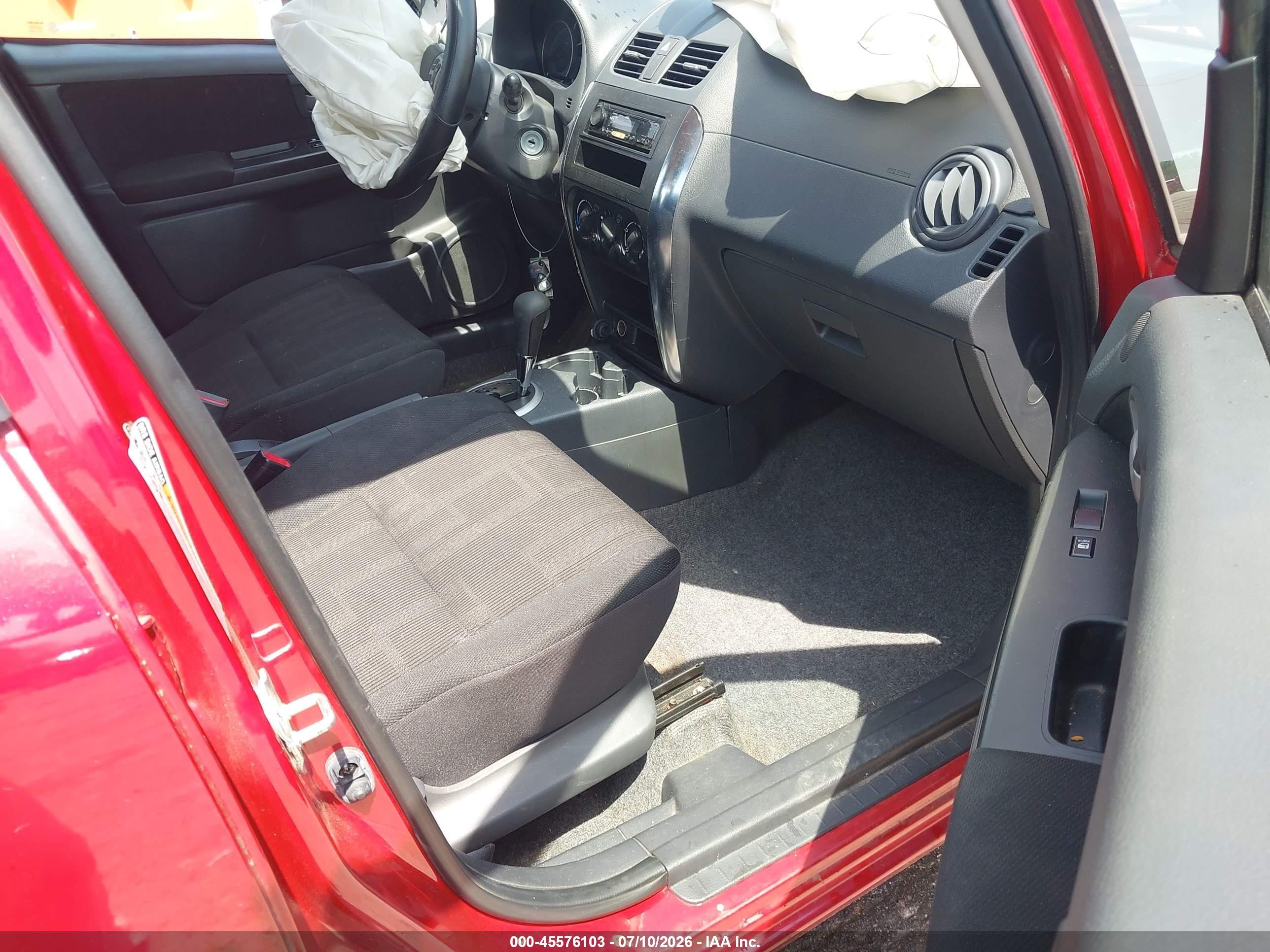 2012 Suzuki Sx4 Le/le Popular Красный vin: JS2YC5A38C6303941