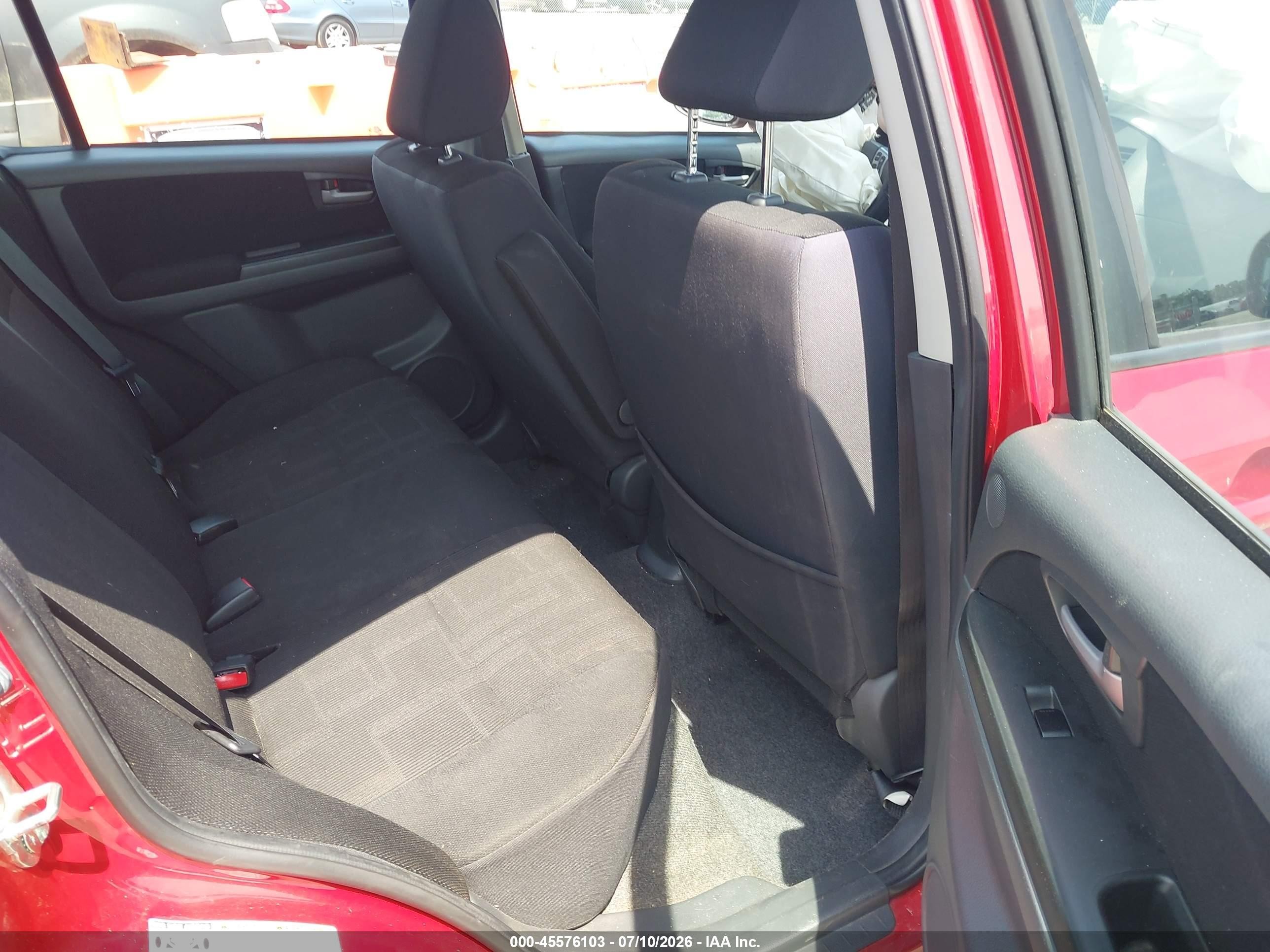 2012 Suzuki Sx4 Le/le Popular Красный vin: JS2YC5A38C6303941