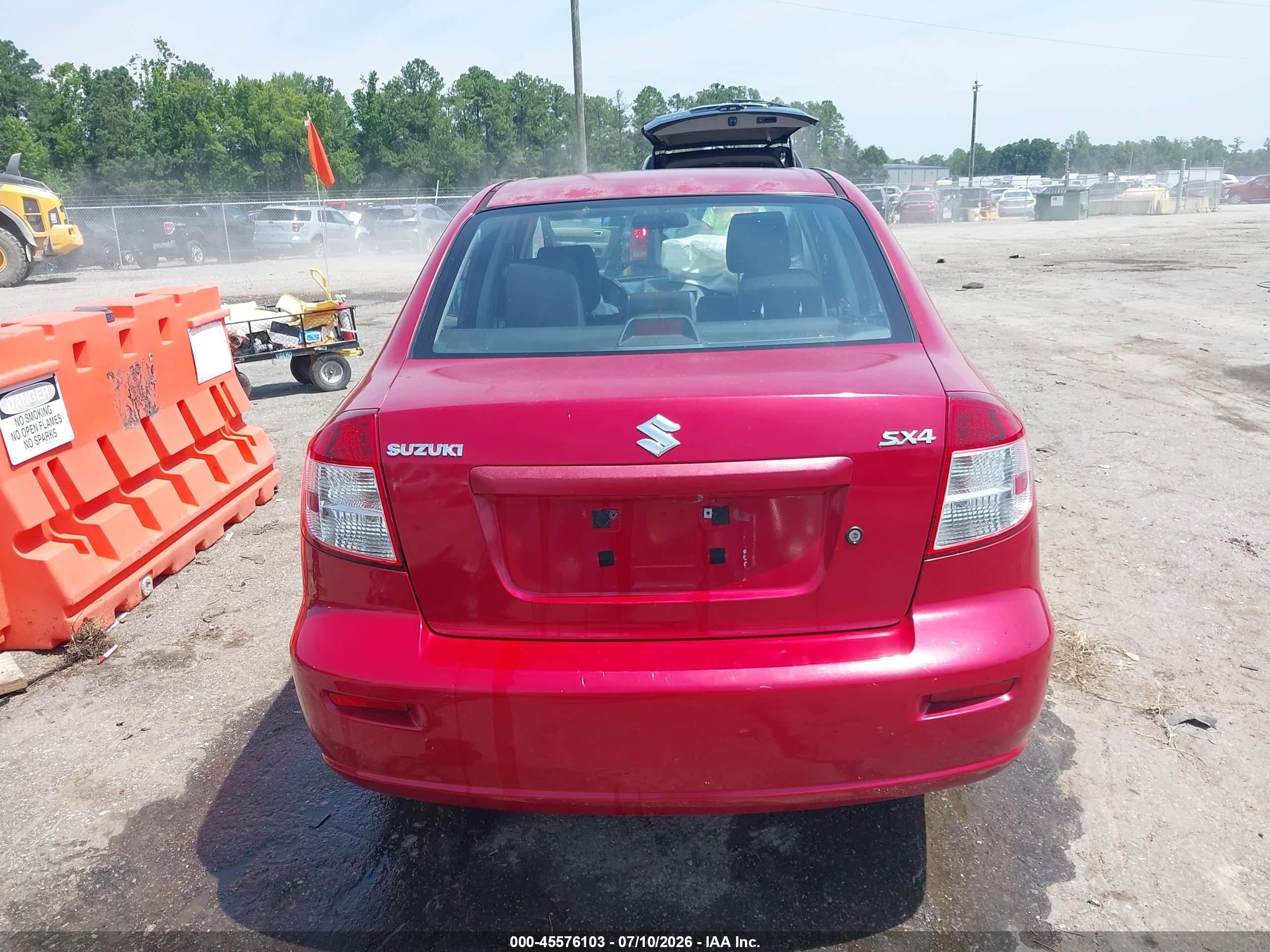 2012 Suzuki Sx4 Le/le Popular Красный vin: JS2YC5A38C6303941