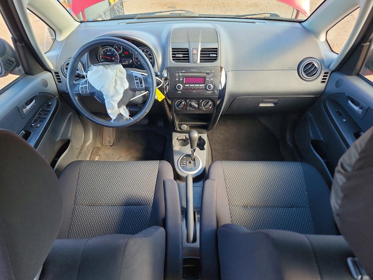 2013 Suzuki Sx4 Le Red vin: JS2YC5A39D6100395