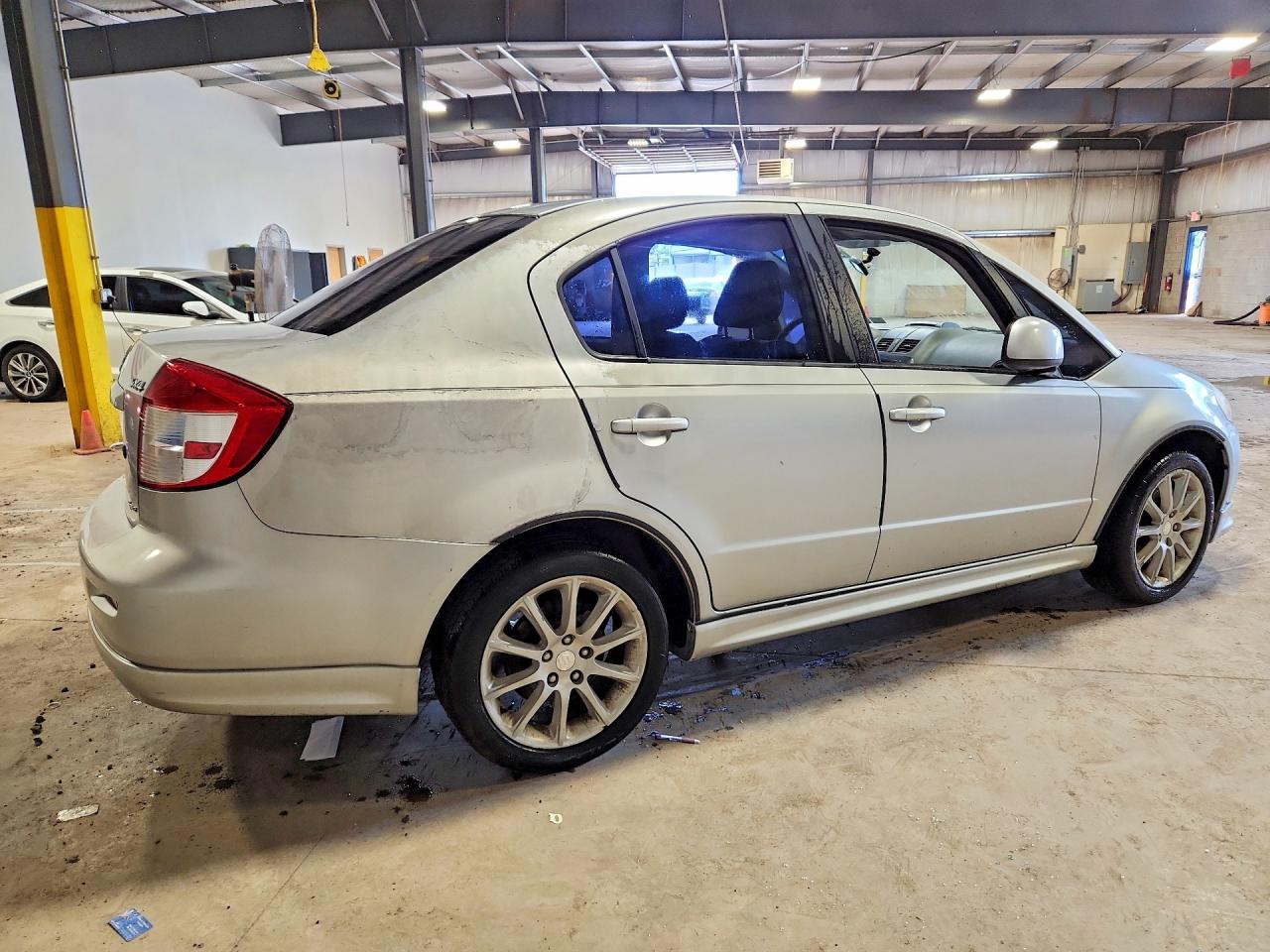 2011 Suzuki Sx4 Sport Silver vin: JS2YC5A42B6300458