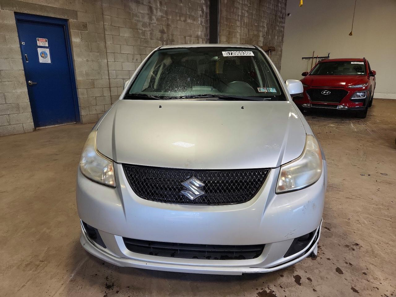2011 Suzuki Sx4 Sport Silver vin: JS2YC5A42B6300458