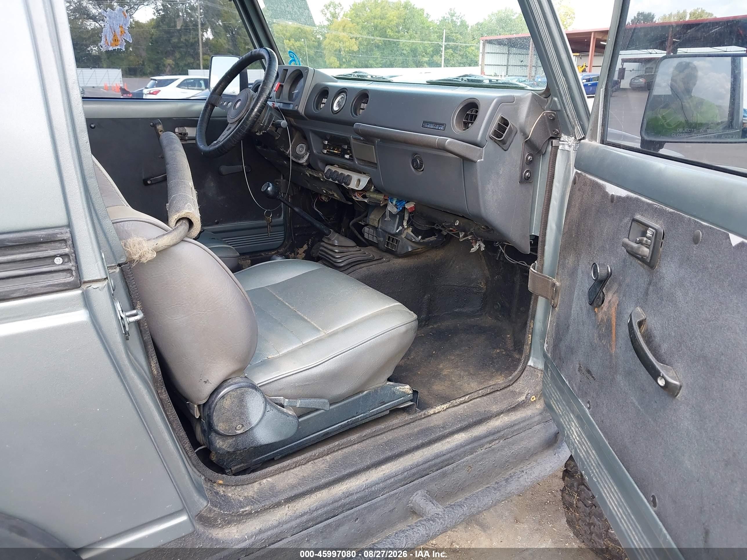 1988 Suzuki Samurai   Gray vin: JS3JC51C2J4208961