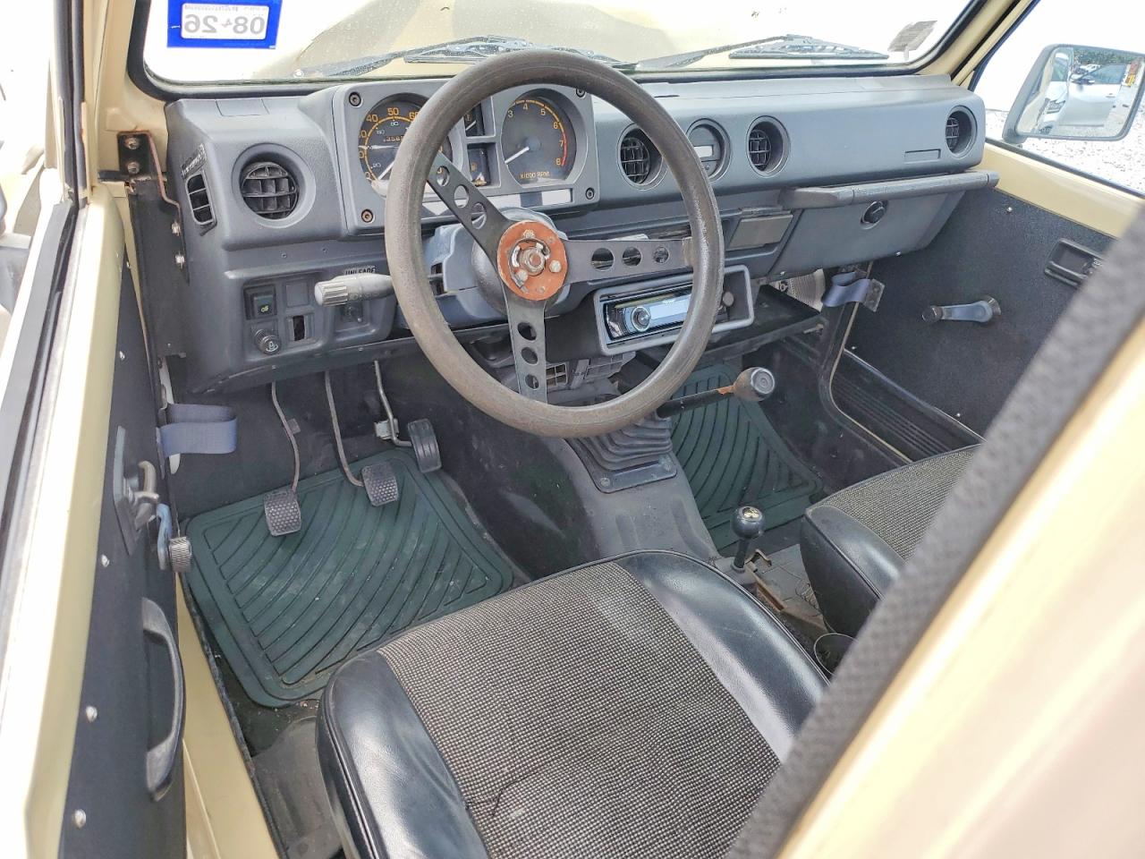 1987 Suzuki Samurai Tan vin: JS3JC51C9H4194227