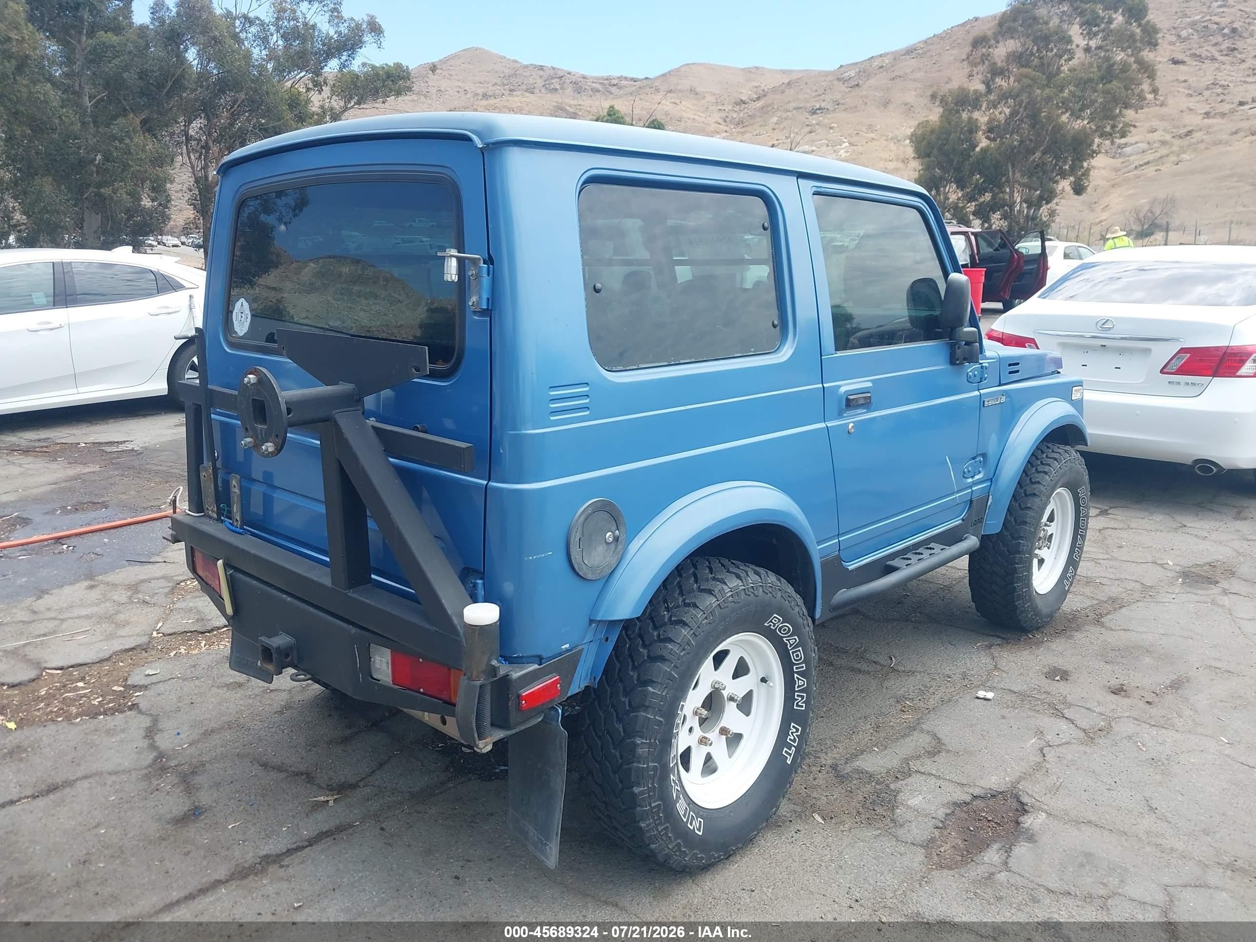 1986 Suzuki Samurai Blue vin: JS3JC51V0G4100655