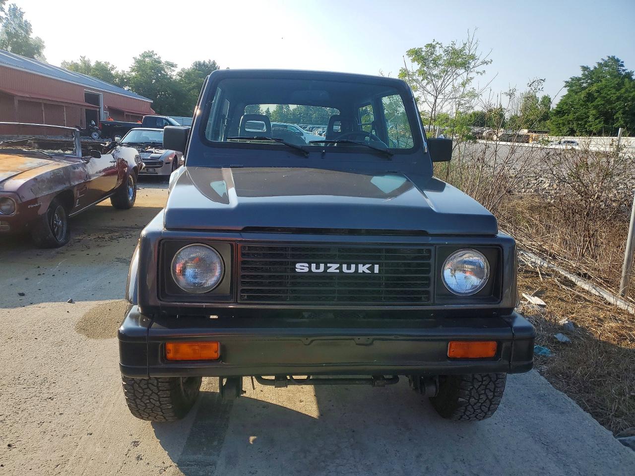 1986 Suzuki Samurai Black vin: JS3JC51V8G4110639