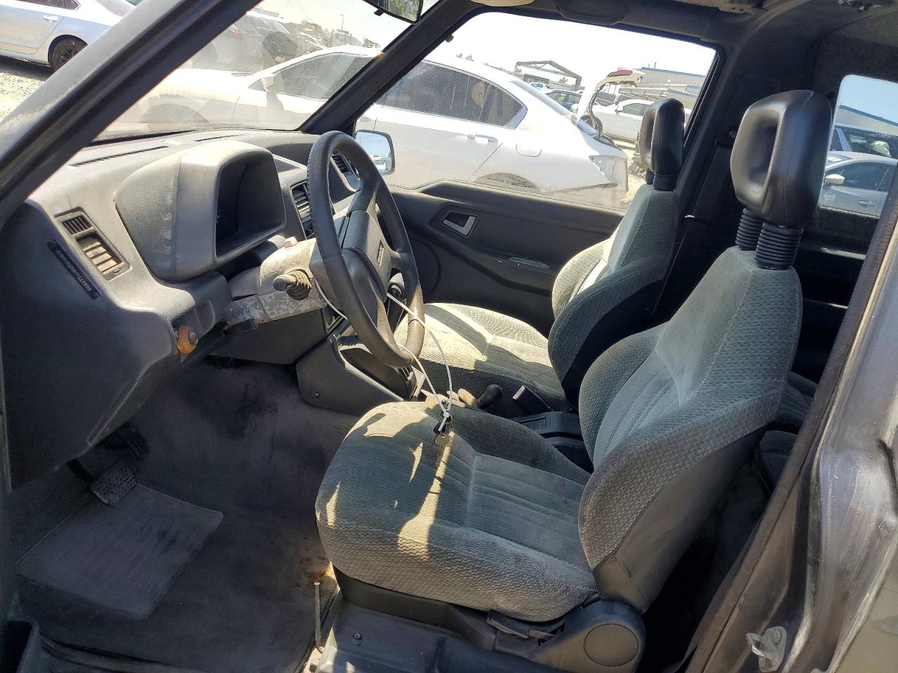 1989 Suzuki Sidekick Gray vin: JS3TA01C5K4112583