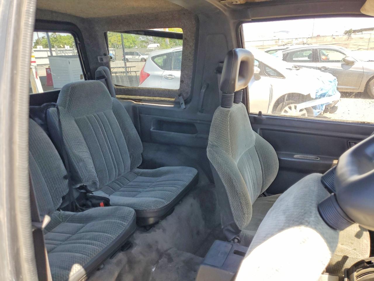 1989 Suzuki Sidekick Gray vin: JS3TA01C5K4112583