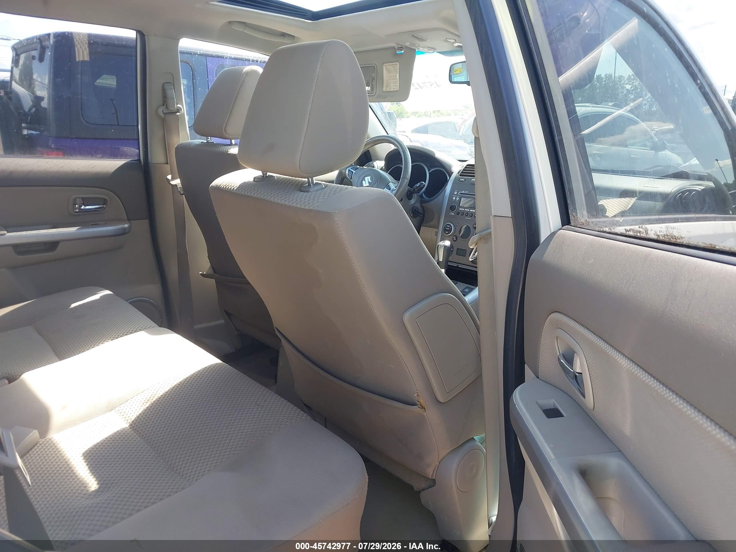 2009 Suzuki Grand Vitara Xsport White vin: JS3TD044694100688