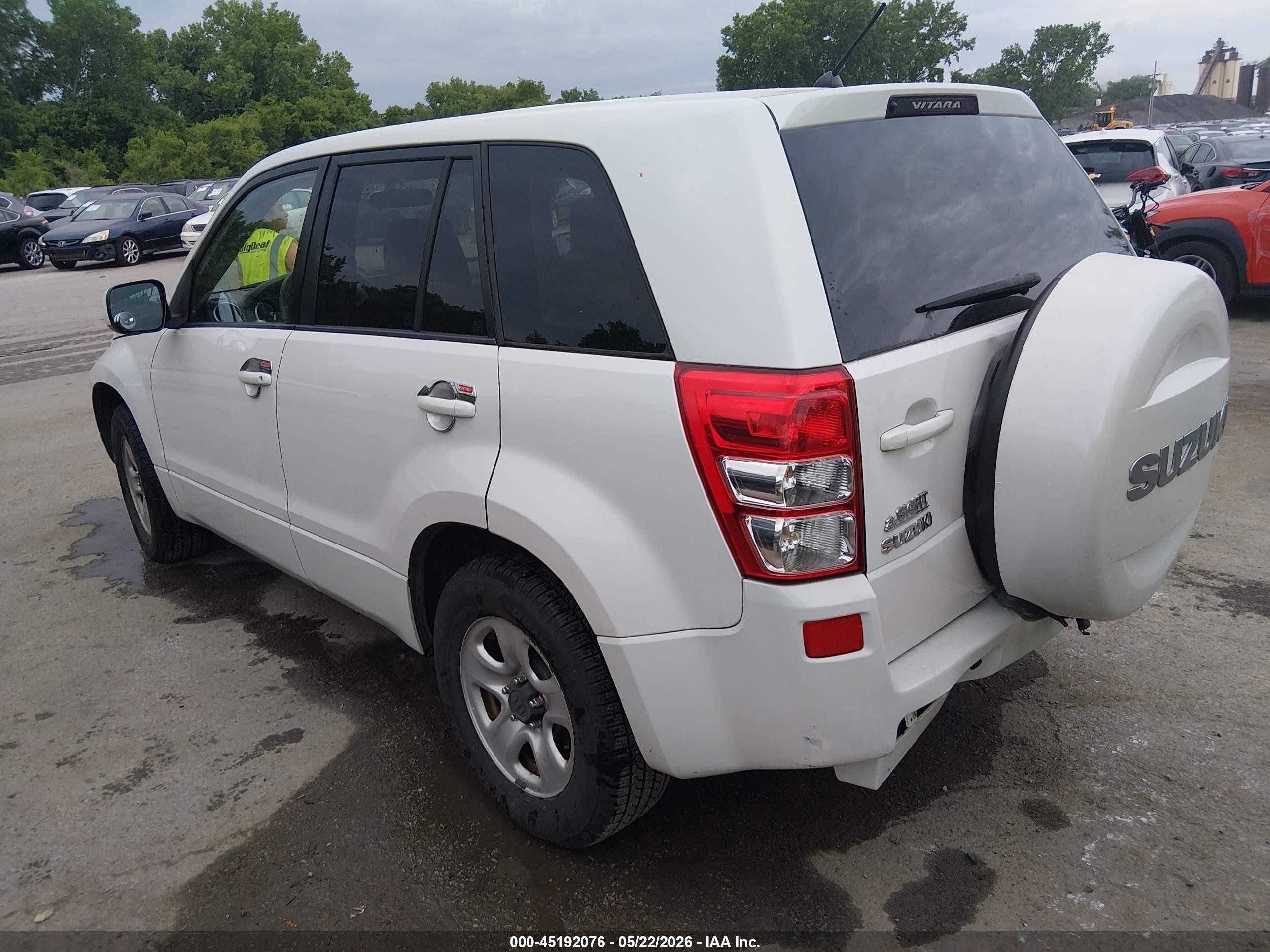 2010 Suzuki Grand Vitara Premium White vin: JS3TD0D23A4102529