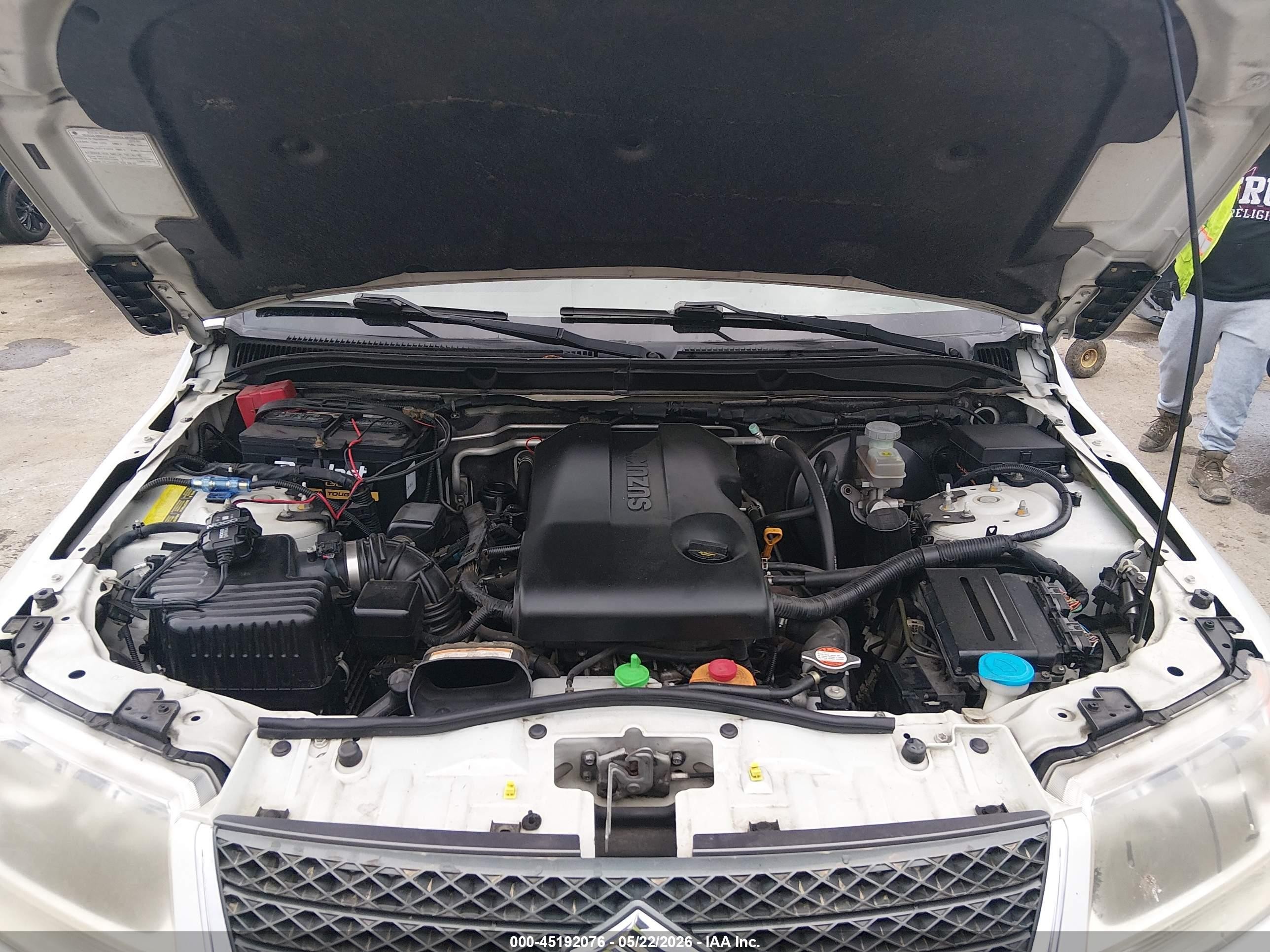 2010 Suzuki Grand Vitara Premium White vin: JS3TD0D23A4102529