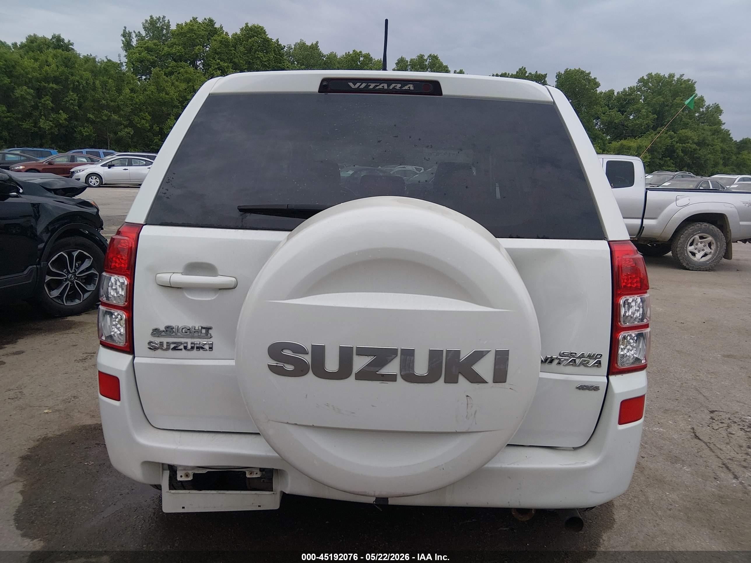 2010 Suzuki Grand Vitara Premium White vin: JS3TD0D23A4102529
