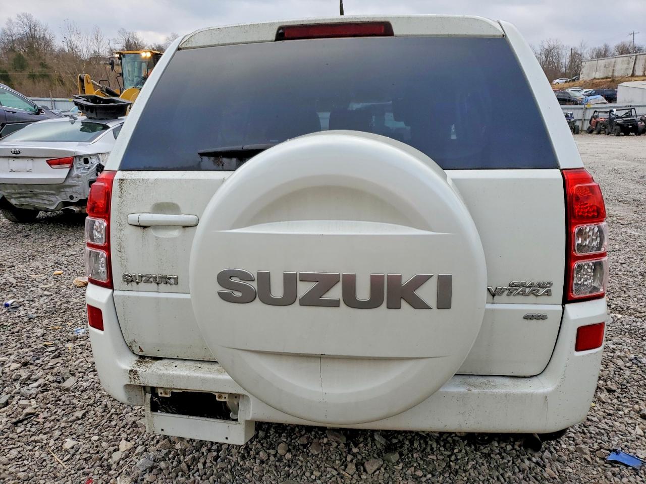 2011 Suzuki Grand Vitara White vin: JS3TD0D23B4100541