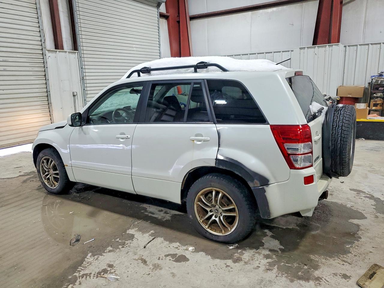 2011 Suzuki Grand Vitara Premium White vin: JS3TD0D24B4100967