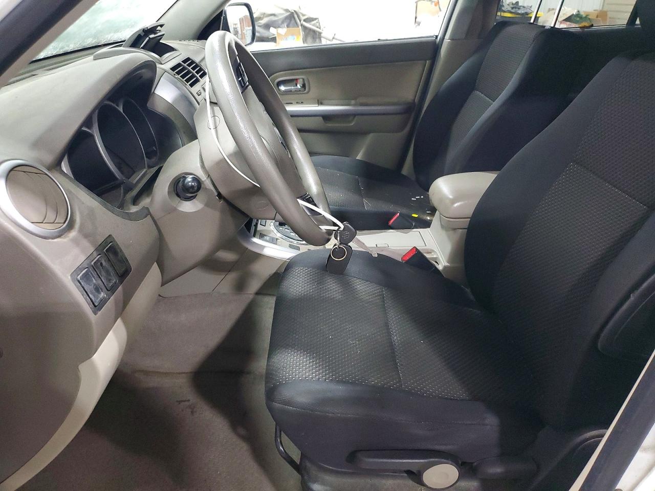 2011 Suzuki Grand Vitara Premium White vin: JS3TD0D24B4100967