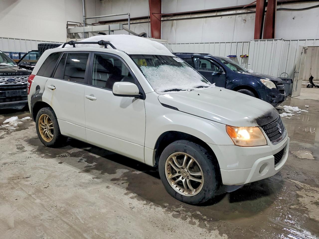2011 Suzuki Grand Vitara Premium White vin: JS3TD0D24B4100967