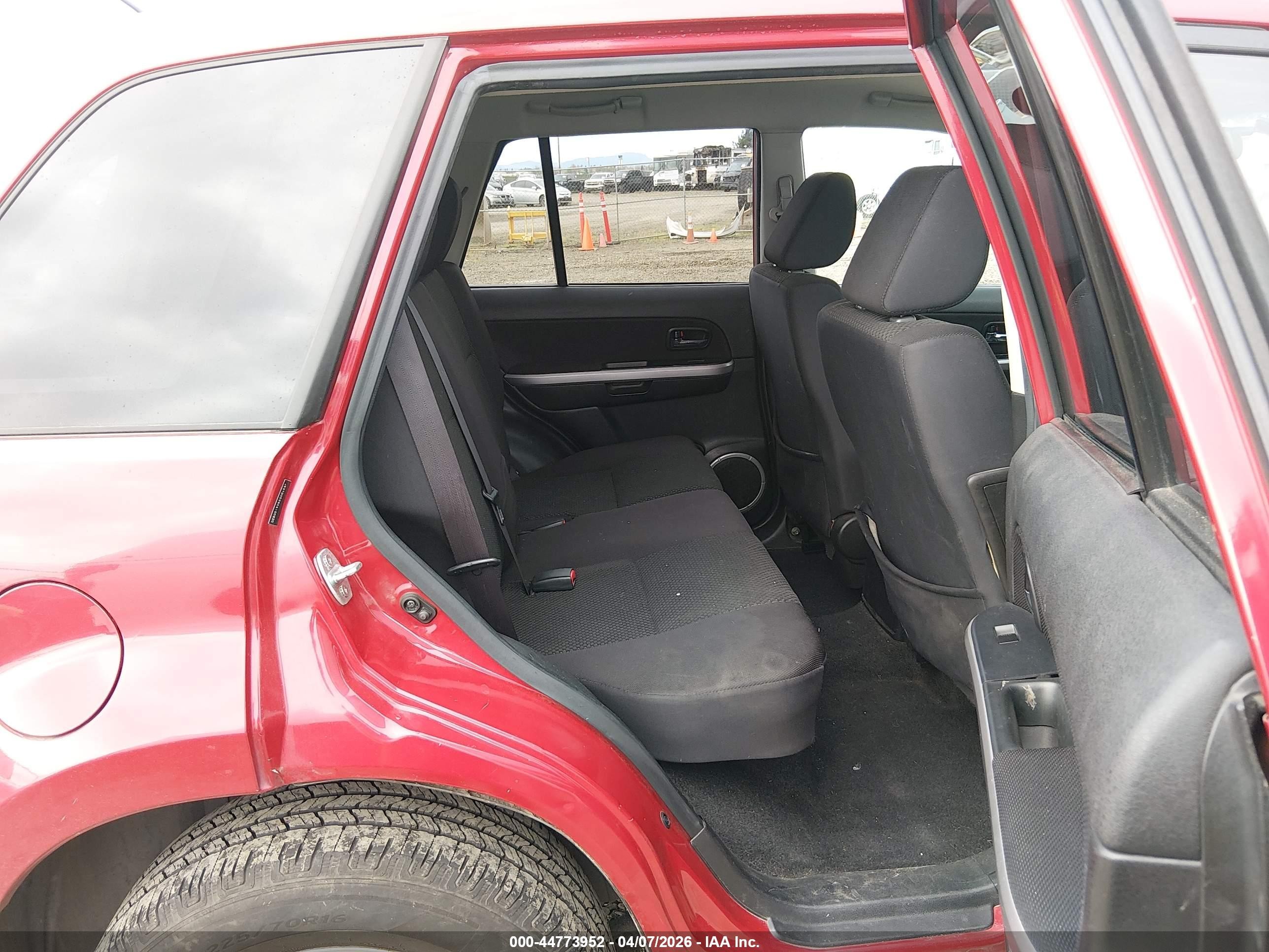 2012 Suzuki Grand Vitara Premium Red vin: JS3TD0D29C4100920