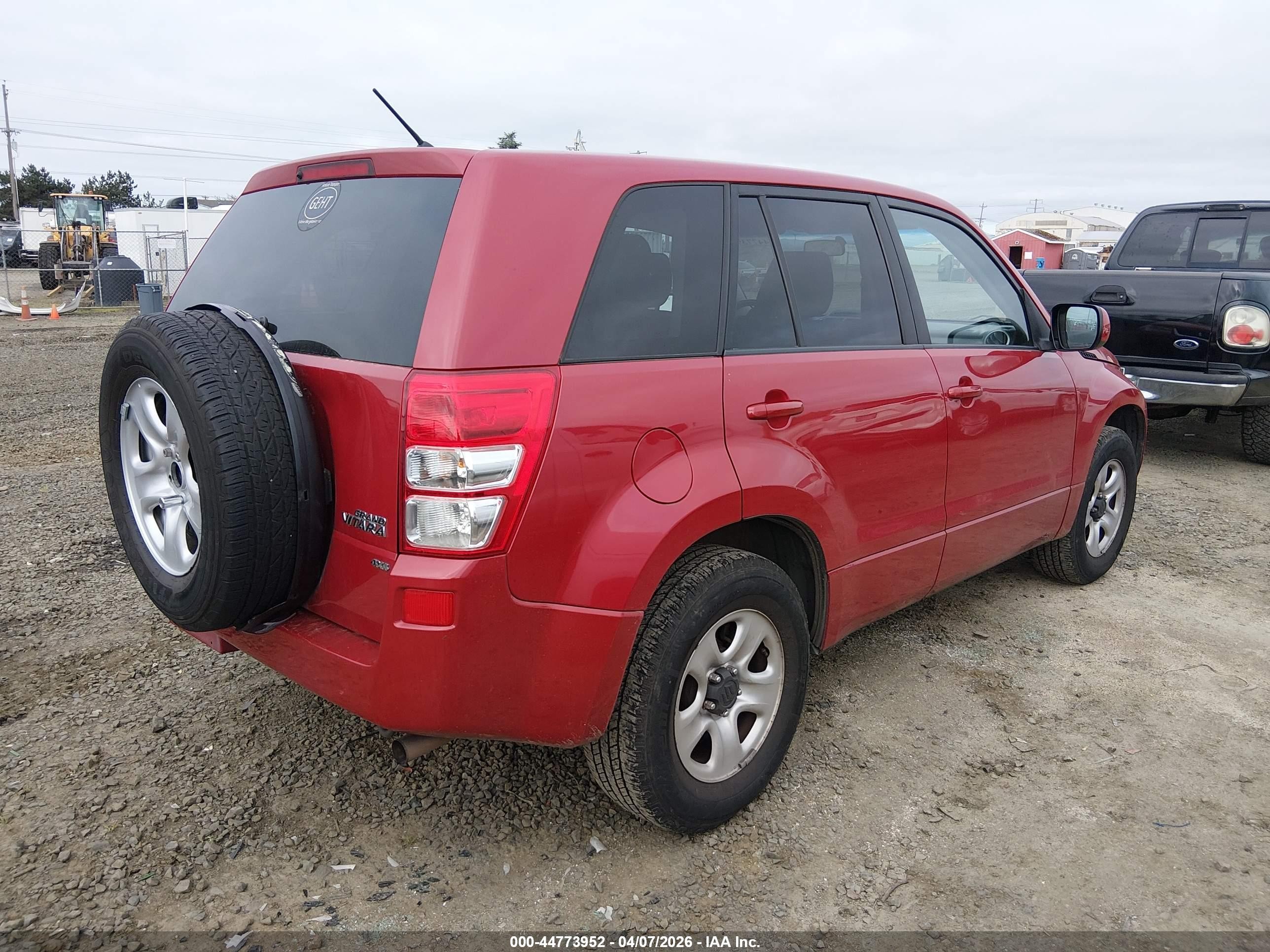 2012 Suzuki Grand Vitara Premium Red vin: JS3TD0D29C4100920