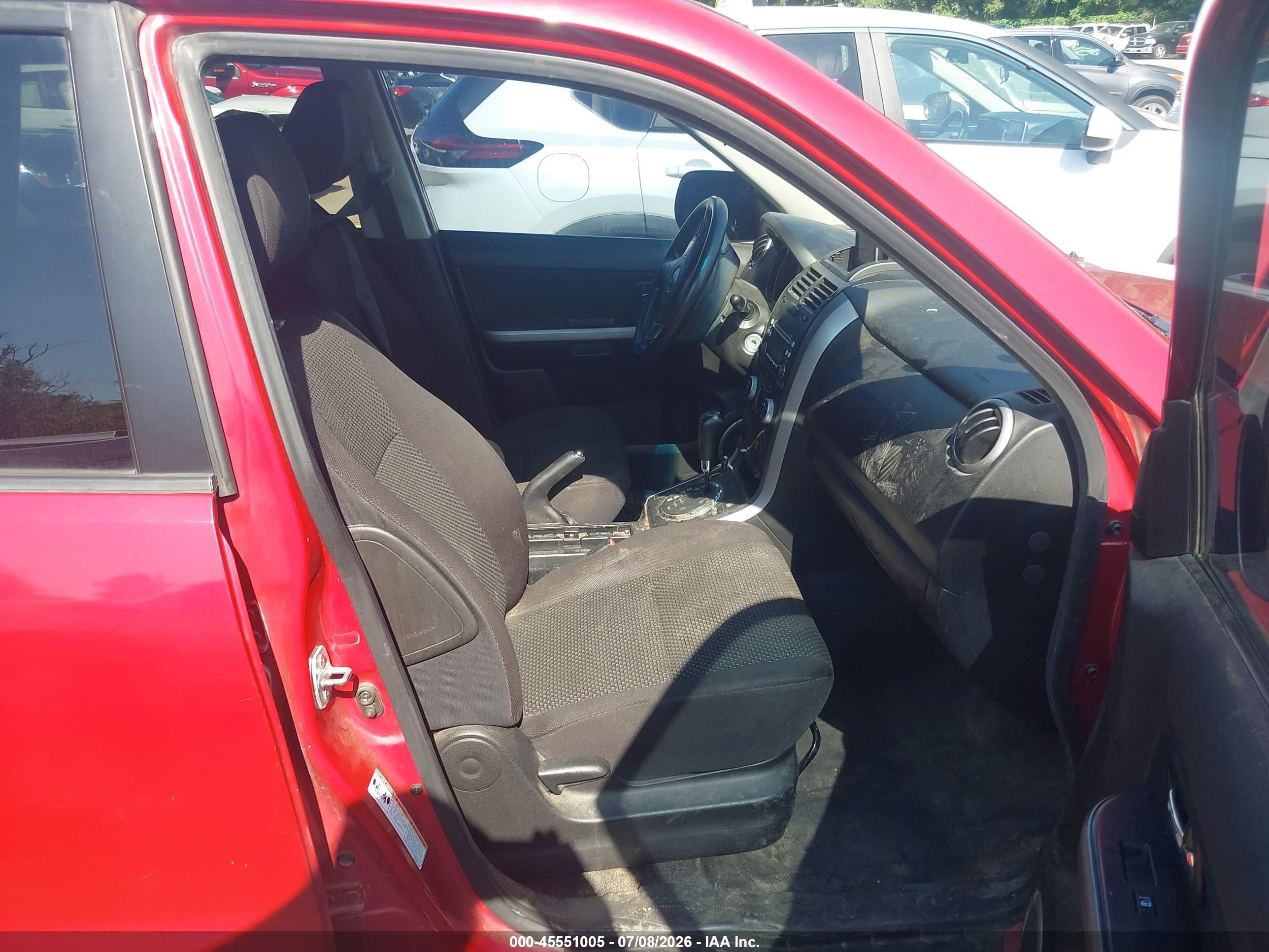2012 Suzuki Grand Vitara Premium Red vin: JS3TD0D64C4100651