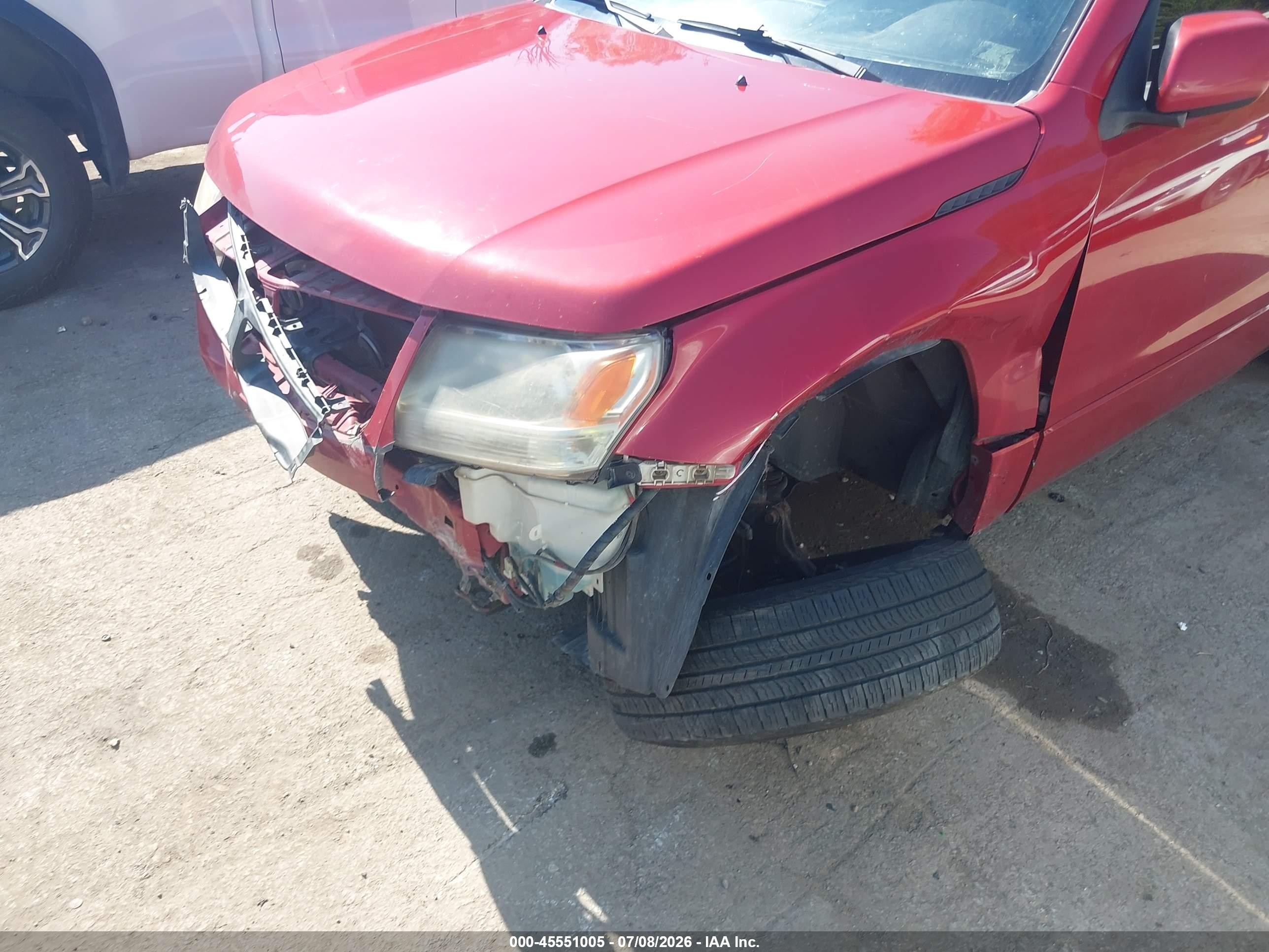 2012 Suzuki Grand Vitara Premium Red vin: JS3TD0D64C4100651