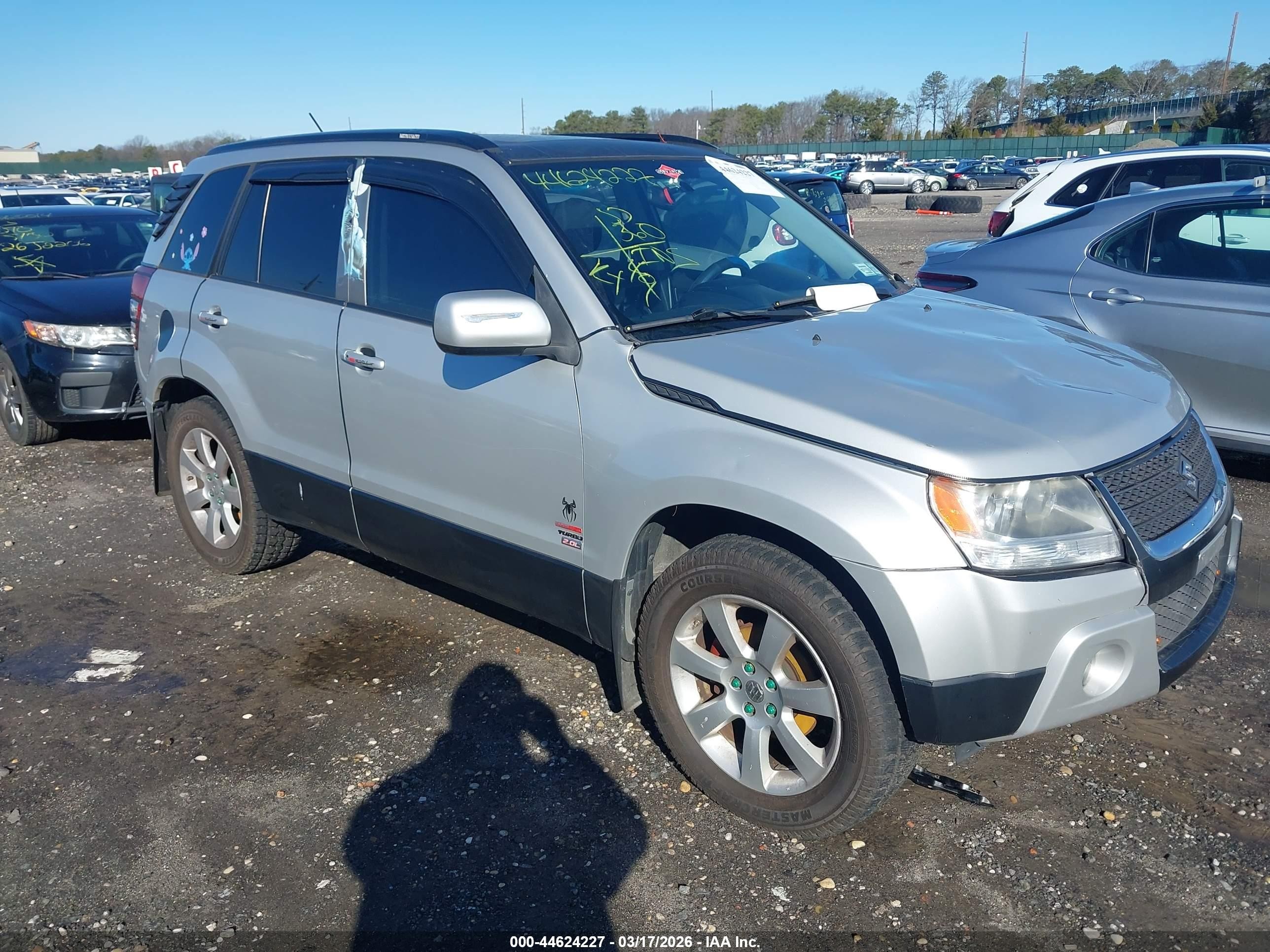 2012 Suzuki Grand Vitara Limited Silver vin: JS3TD0D71C4100146