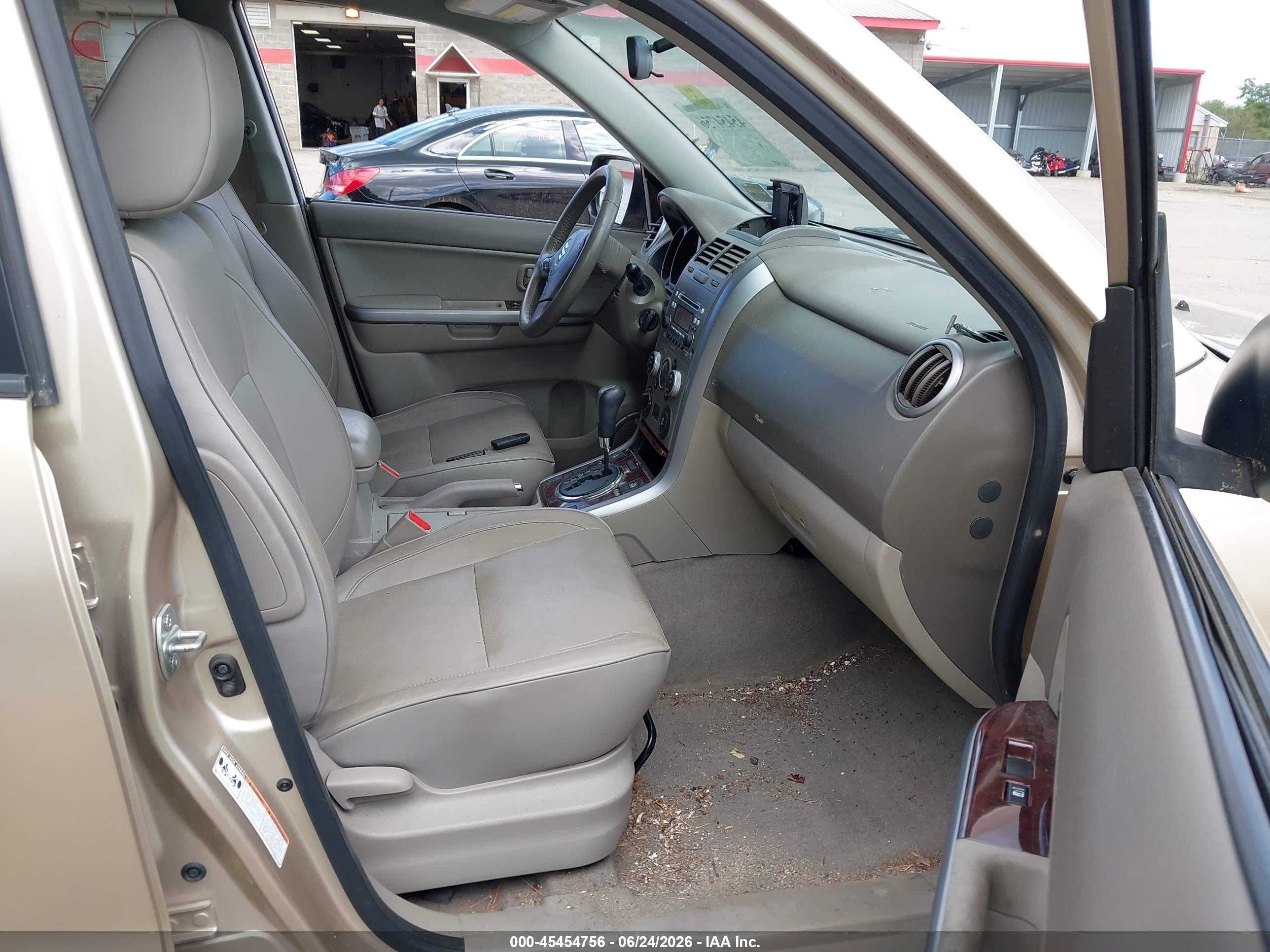2012 Suzuki Grand Vitara Limited Gold vin: JS3TD0D76C4100045