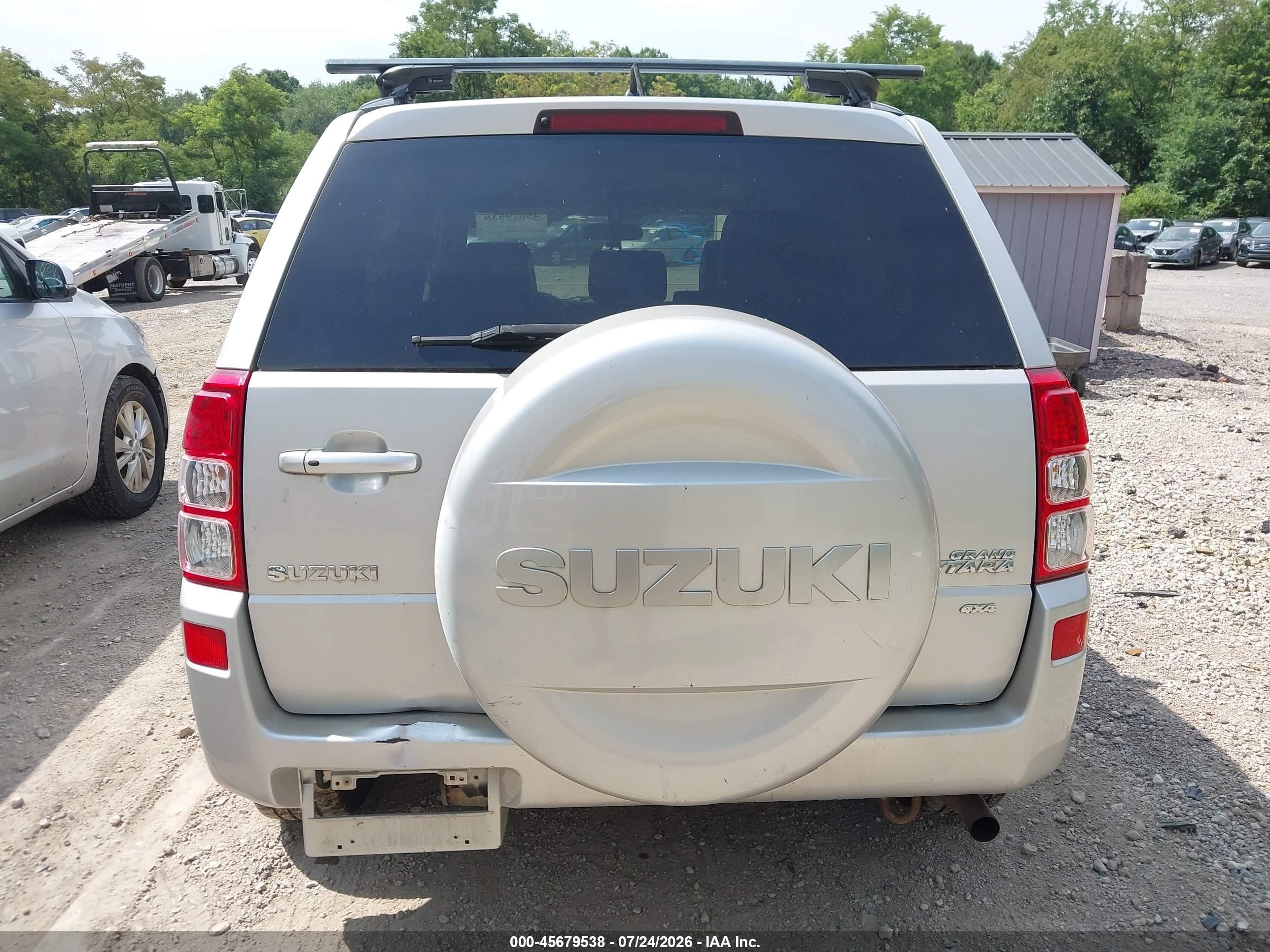 2013 Suzuki Grand Vitara Limited Silver vin: JS3TD0D78D4100369