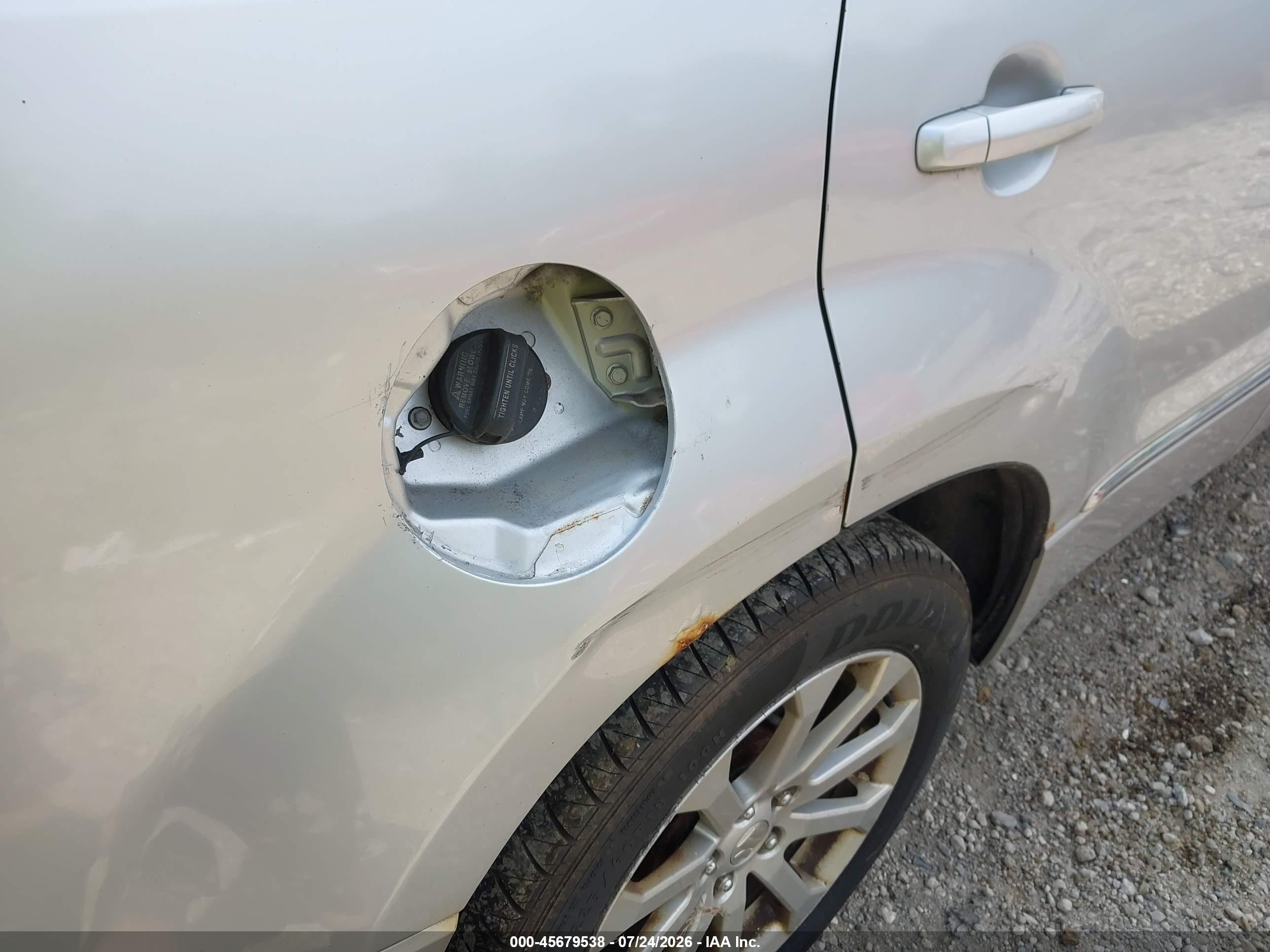 2013 Suzuki Grand Vitara Limited Silver vin: JS3TD0D78D4100369