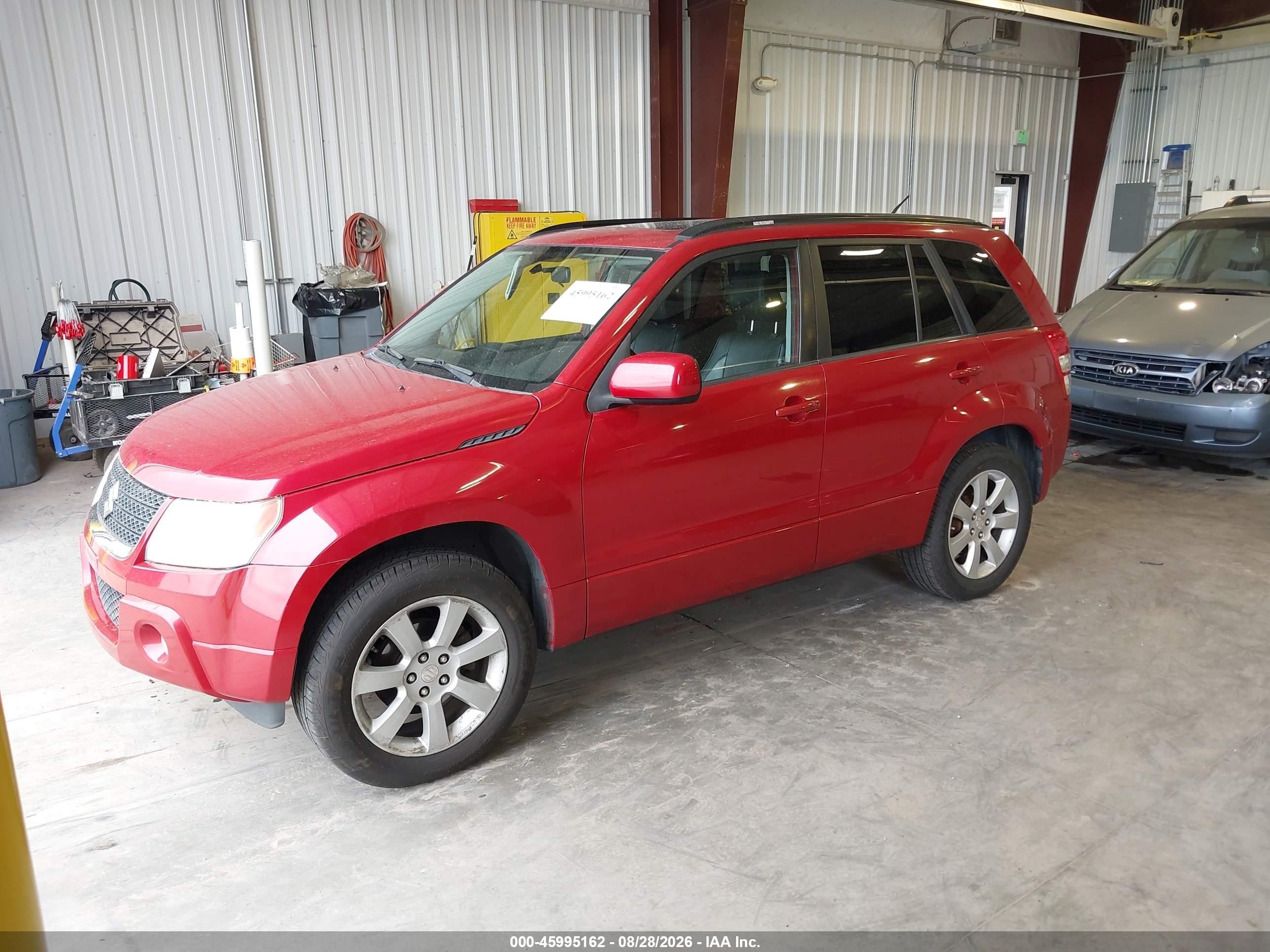 2012 Suzuki Grand Vitara Limited Red vin: JS3TD0D79C4100654