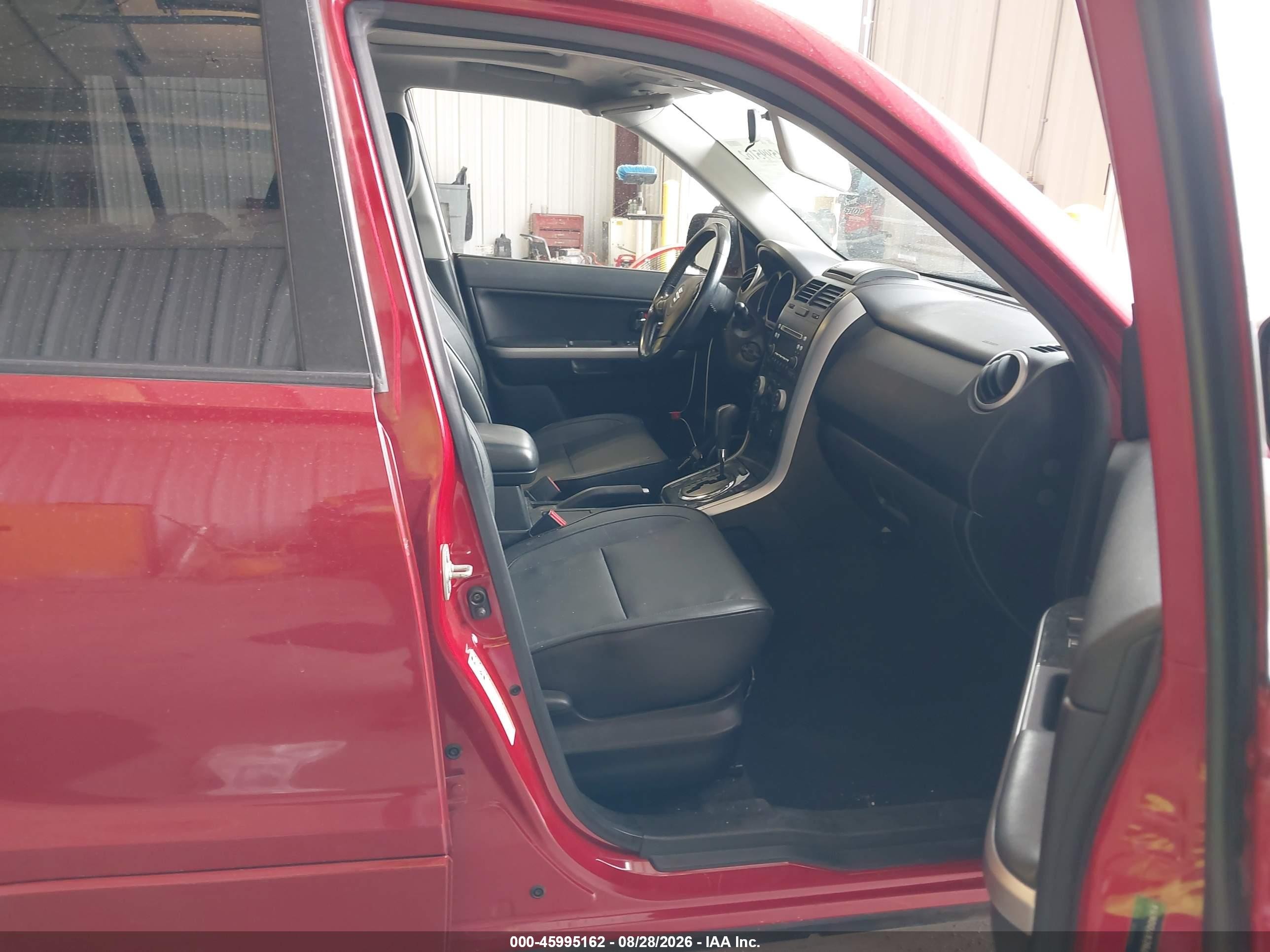 2012 Suzuki Grand Vitara Limited Red vin: JS3TD0D79C4100654