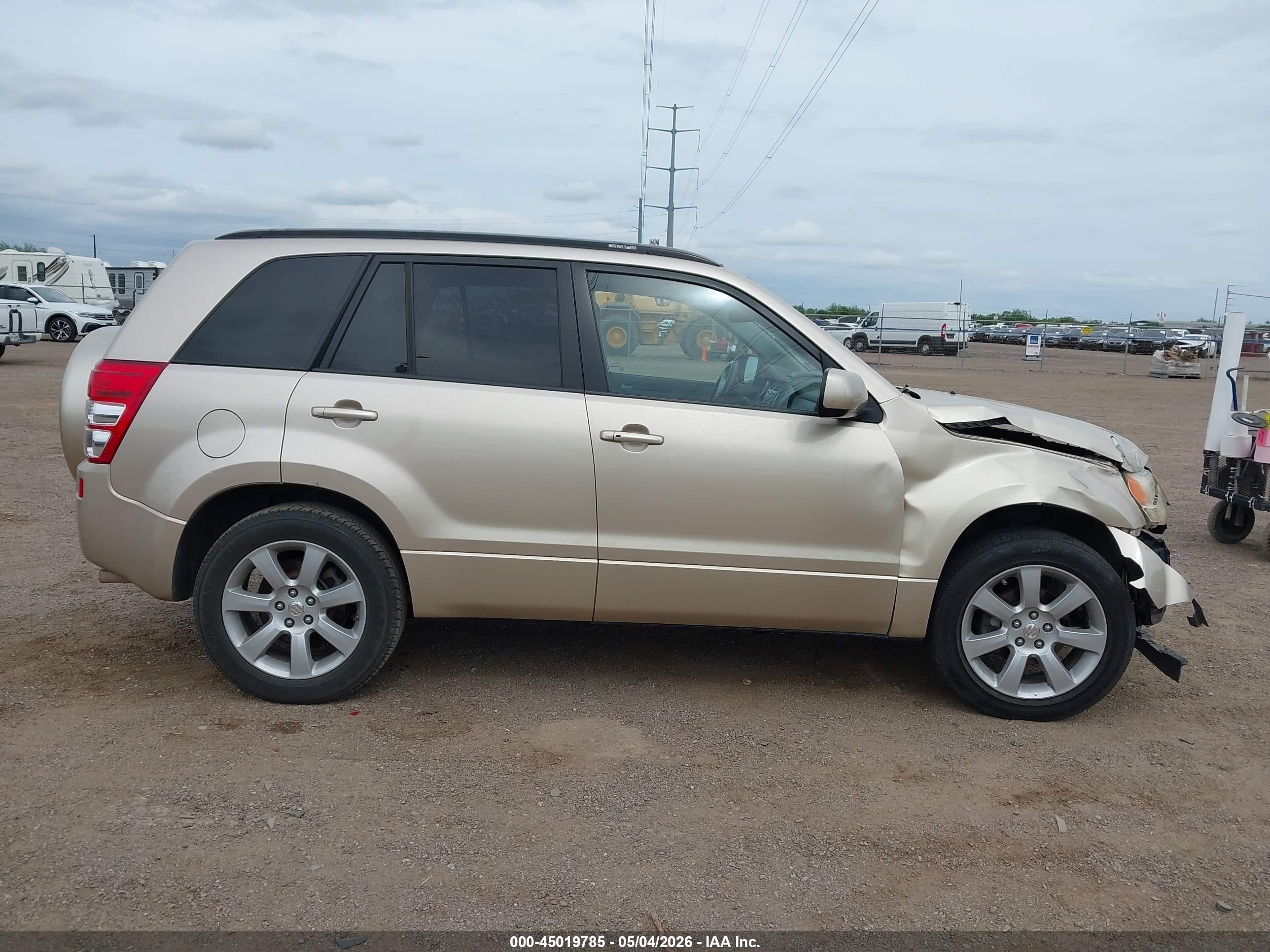 2012 Suzuki Grand Vitara Limited Gold vin: JS3TD0D7XC4100159