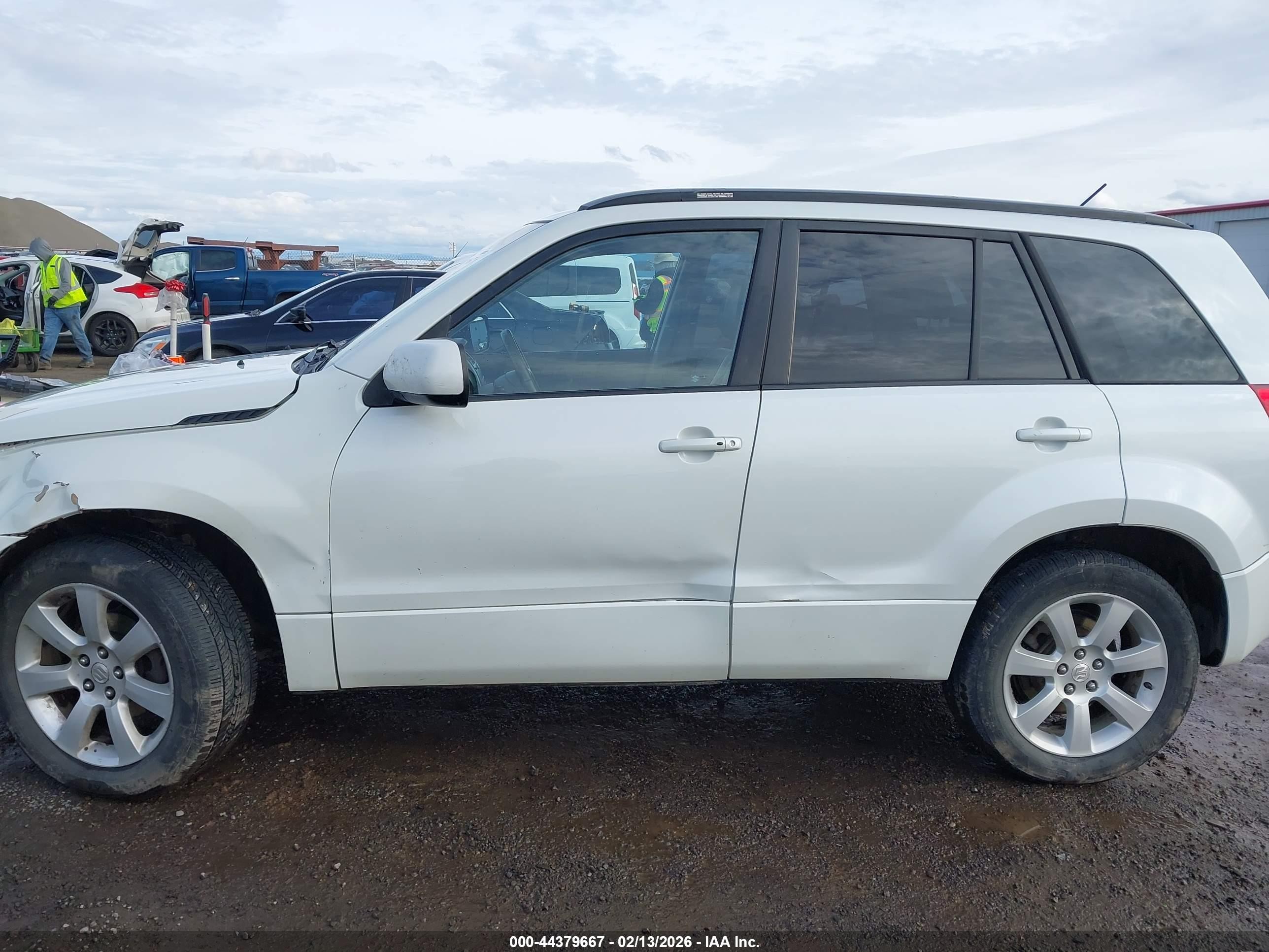2012 Suzuki Grand Vitara Limited Белый vin: JS3TD0D7XC4100811