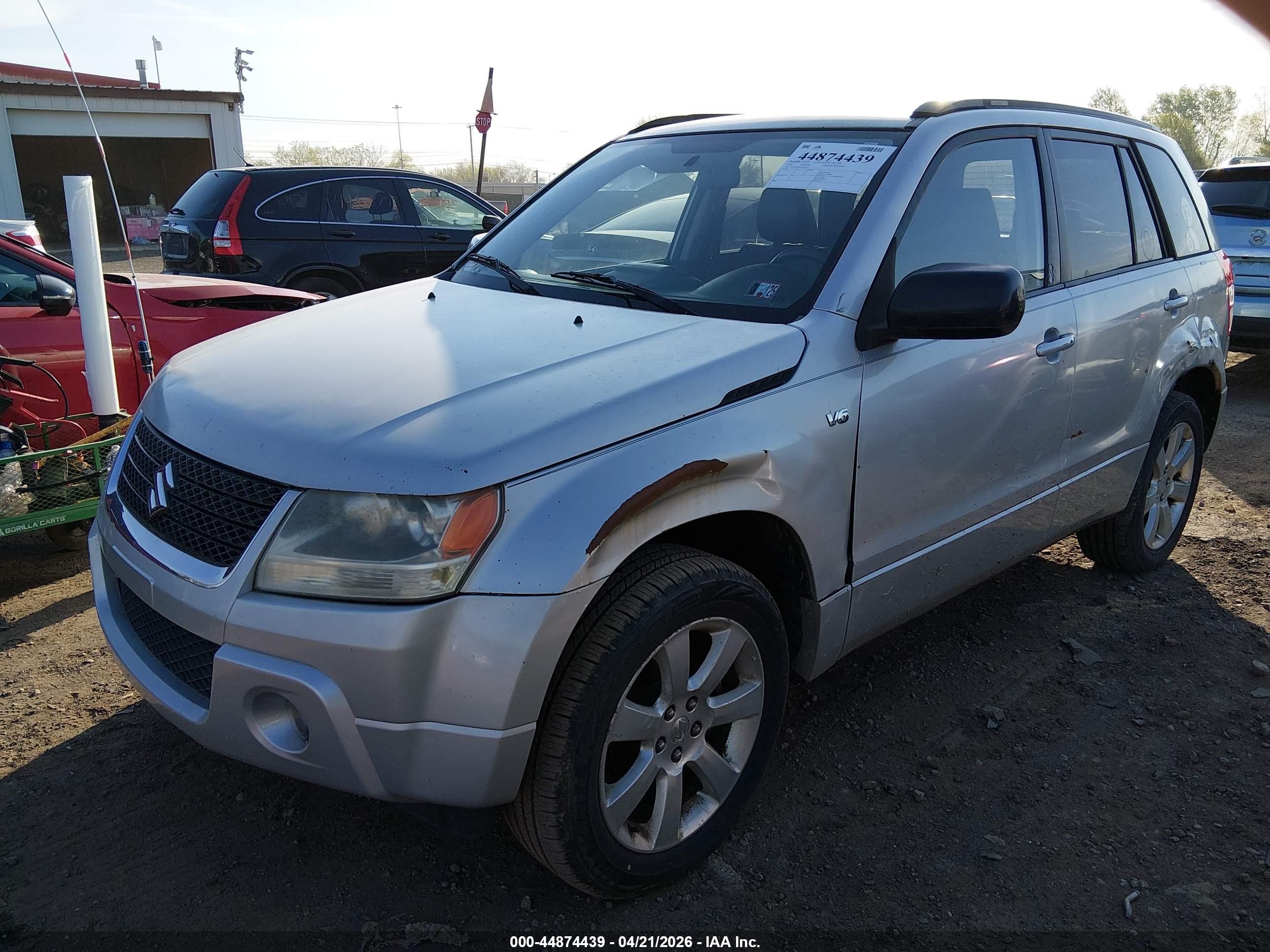 2010 Suzuki Grand Vitara Limited V6 Серебряный vin: JS3TD1D93A4100153
