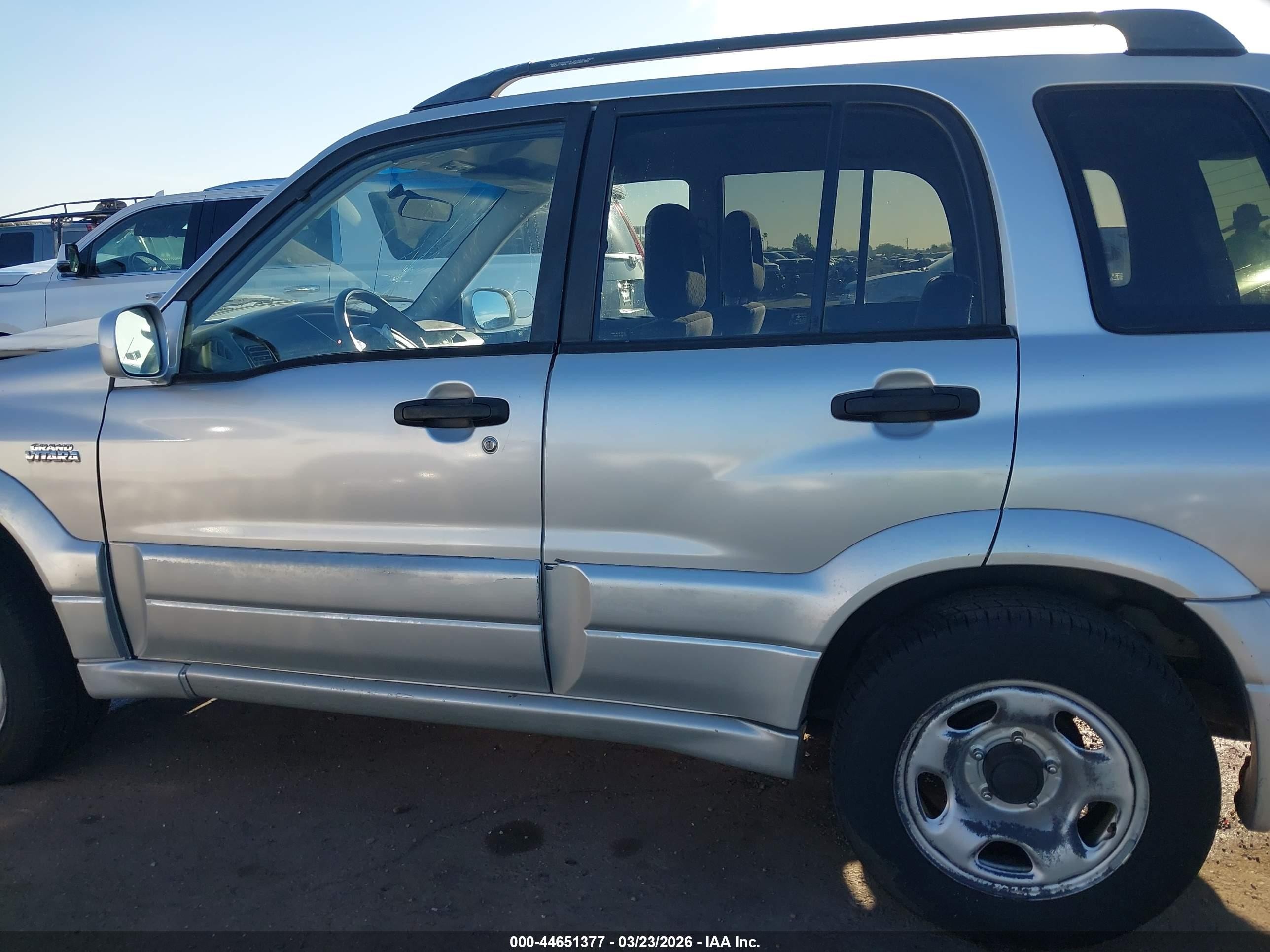 2002 Suzuki Grand Vitara Jlx/limited Silver vin: JS3TD62V024154069